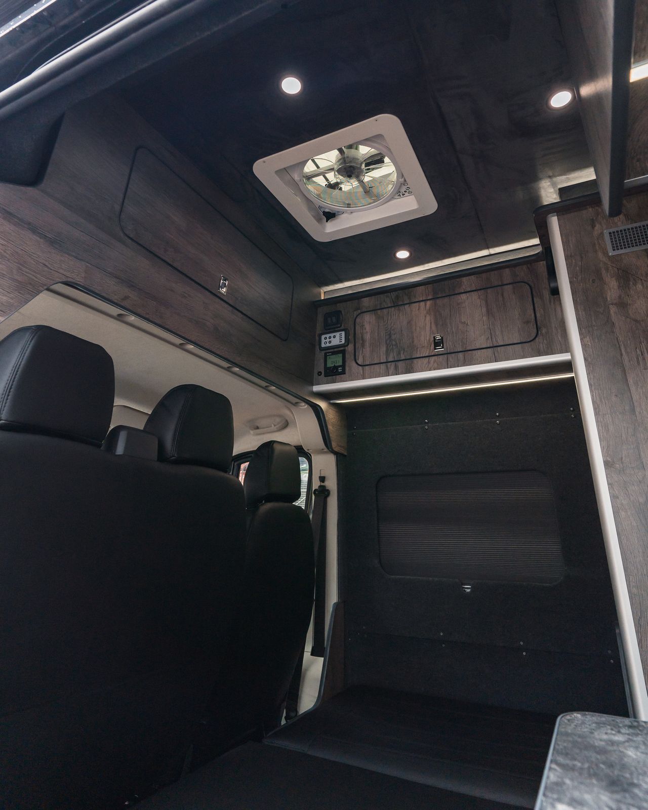 Citroen Relay 2.2L 35 L4H3 ENTERPRISE BLUEHDI S/S Diesel Manual Euro 6 motorhome 140PS 5dr Manual 2026
