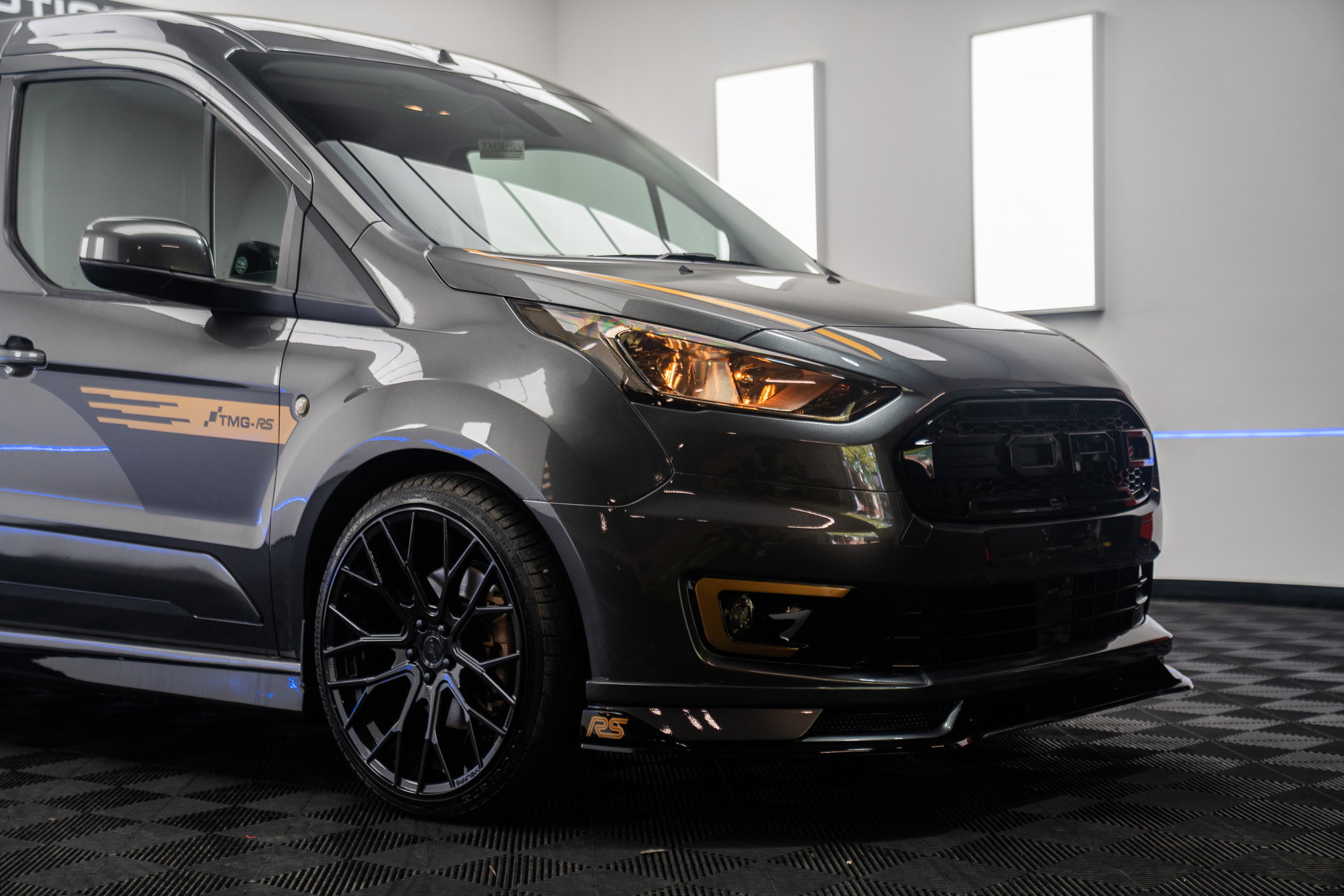 Ford Transit Connect 1.5 240 EcoBlue Limited Panel Van 5dr Diesel Auto L2 Euro 6 (s/s) (120 ps) 5dr Automatic 2026