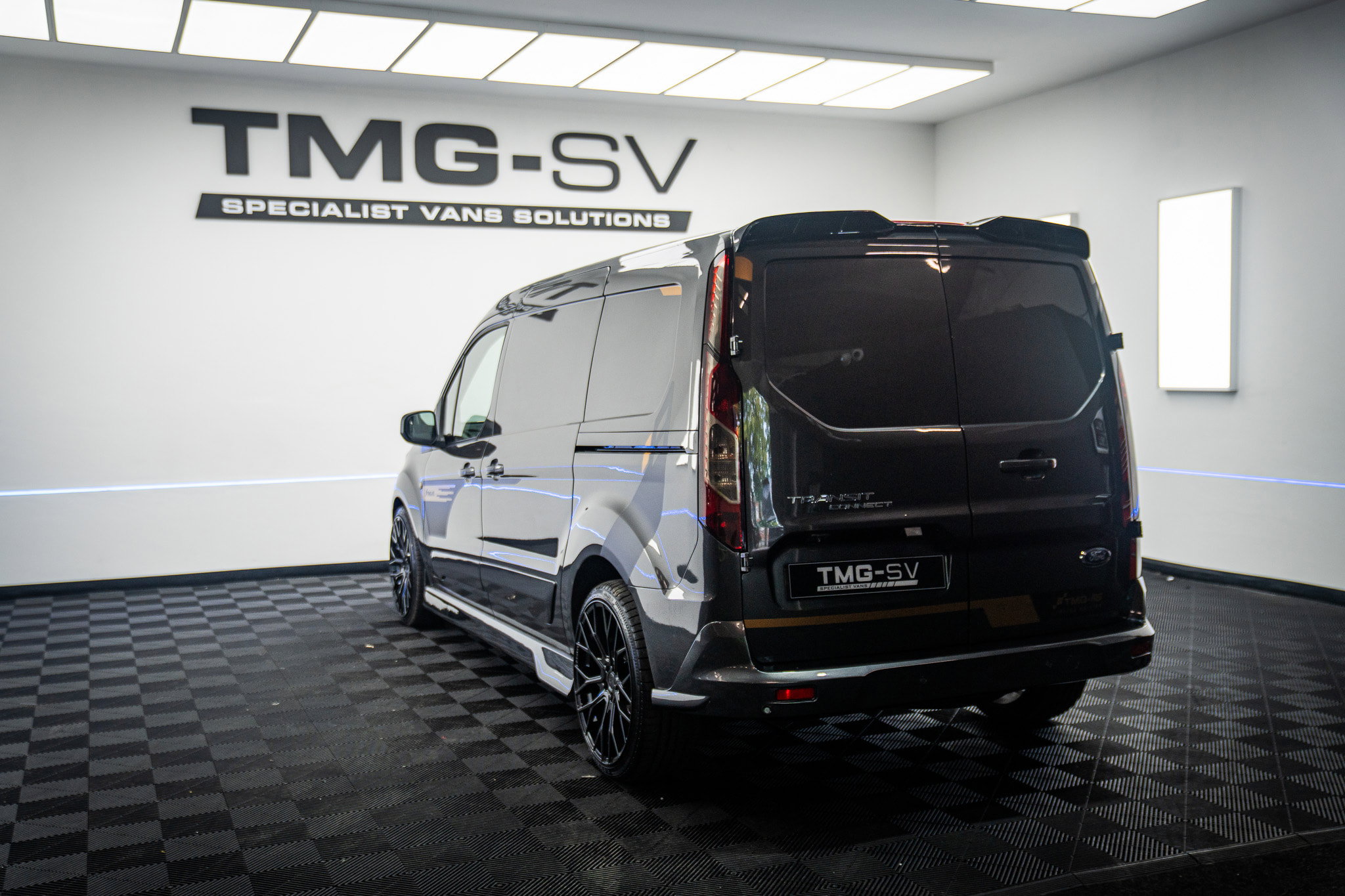 Ford Transit Connect 1.5 240 EcoBlue Limited Panel Van 5dr Diesel Auto L2 Euro 6 (s/s) (120 ps) 5dr Automatic 2026