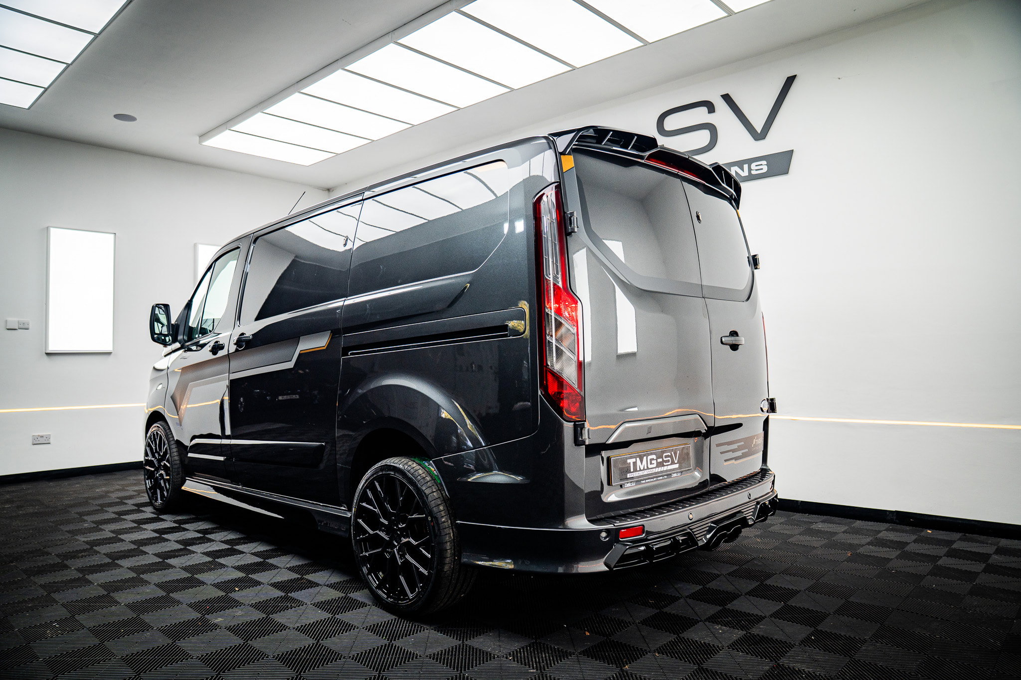 Ford Transit Custom 2.0 280 EcoBlue Limited Panel Van 5dr Diesel Manual L1 H1 Euro 6 (s/s) (130 ps) 5dr Manual 2026