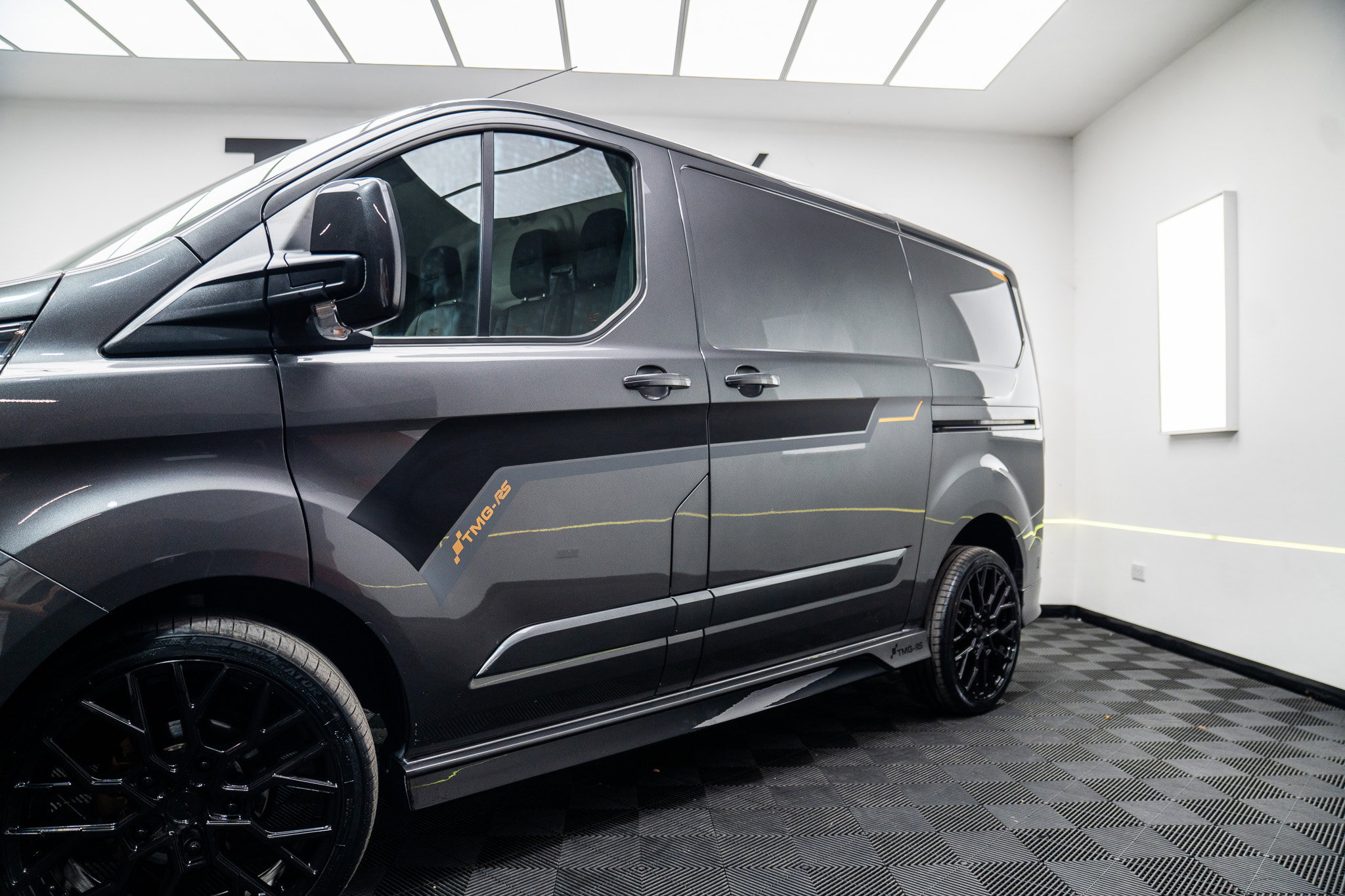 Ford Transit Custom 2.0 280 EcoBlue Limited Panel Van 5dr Diesel Manual L1 H1 Euro 6 (s/s) (130 ps) 5dr Manual 2026