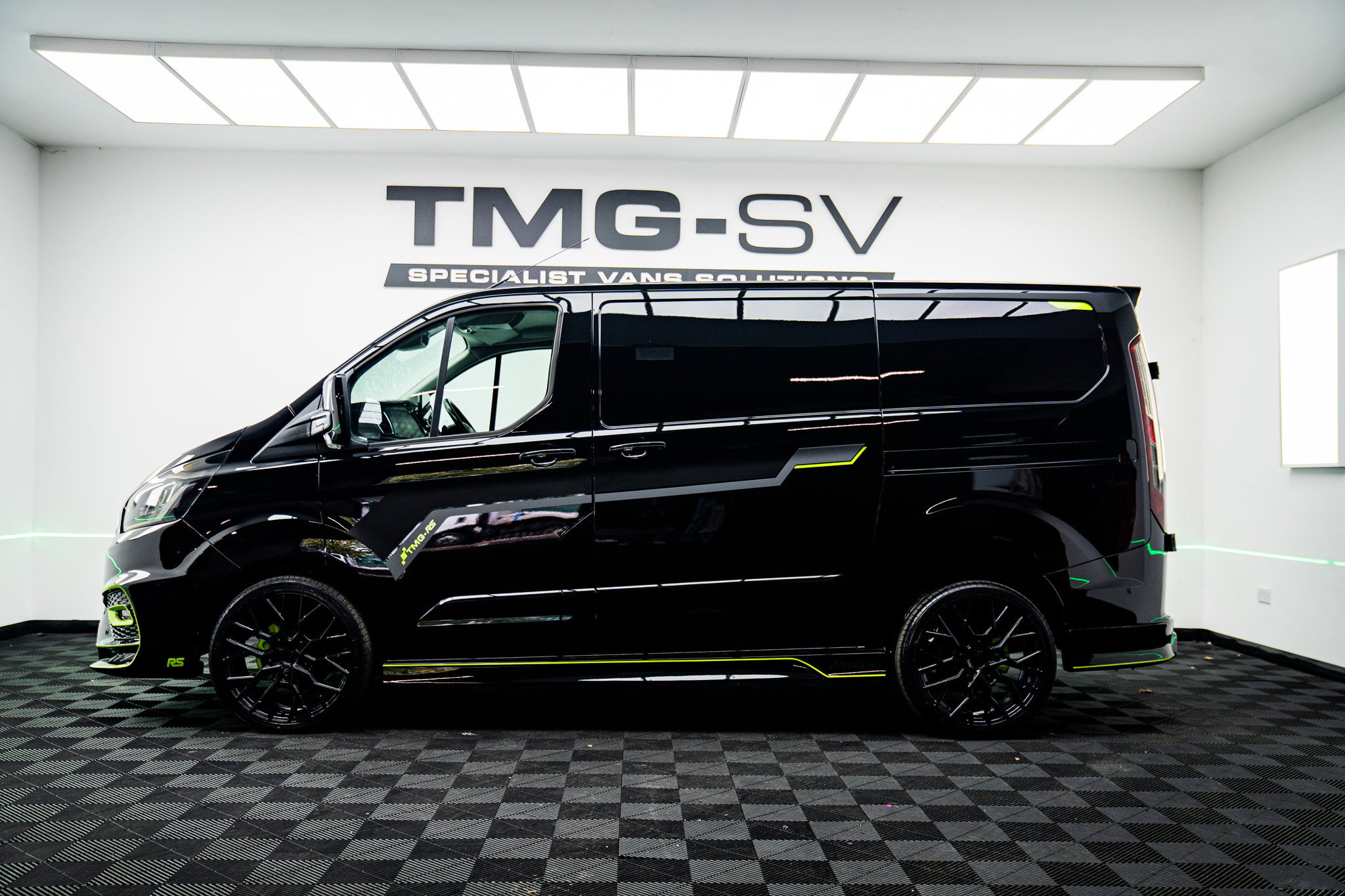 Ford Transit Custom 2.0 280 TRANSIT CUSTOM RS TMG RS Limited Panel Van 5dr Diesel Manual L1 H1 Euro 6 (s/s) (130 ps) 5dr Manual 2026
