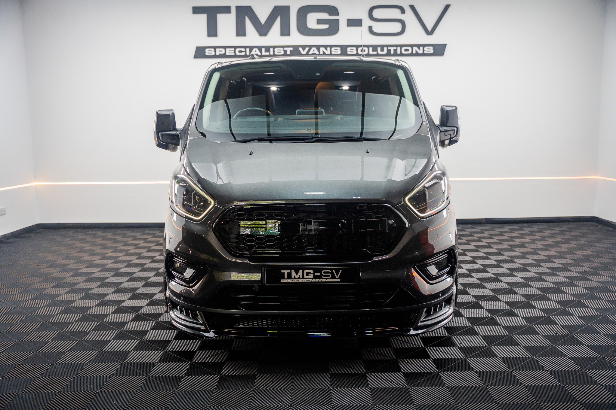Ford Transit Custom 2.0 TRANSIT CUSTOM EcoBlue Limited KOMBI VAN 5dr Diesel Auto L1 H1 Euro 6 RS SPORT 5dr Automatic 2026
