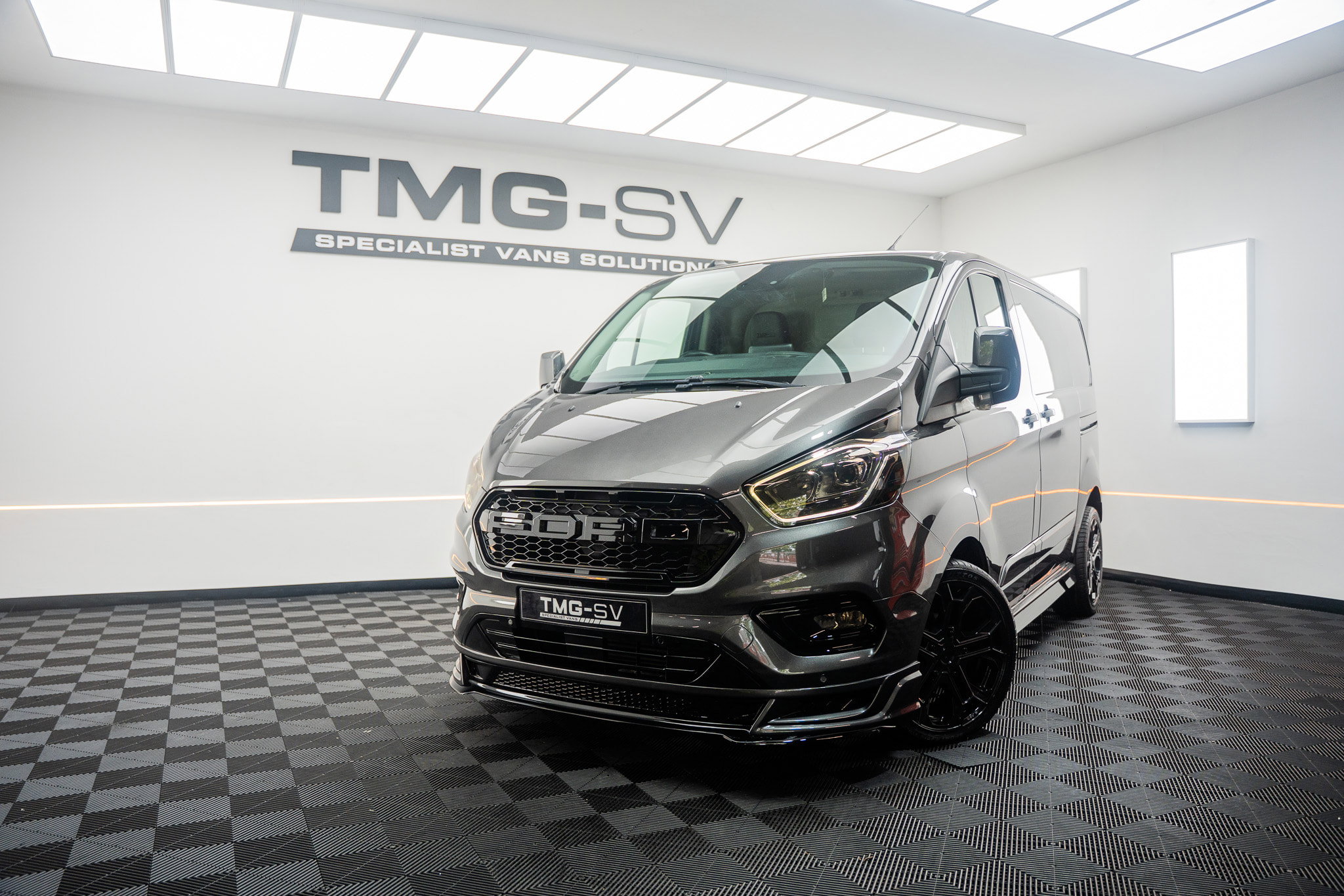 Ford Transit Custom 2.0 TRANSIT CUSTOM Limited Panel Van 5dr Diesel Manual L1 H1 Euro 6 RS SPORT 5dr Manual 2026