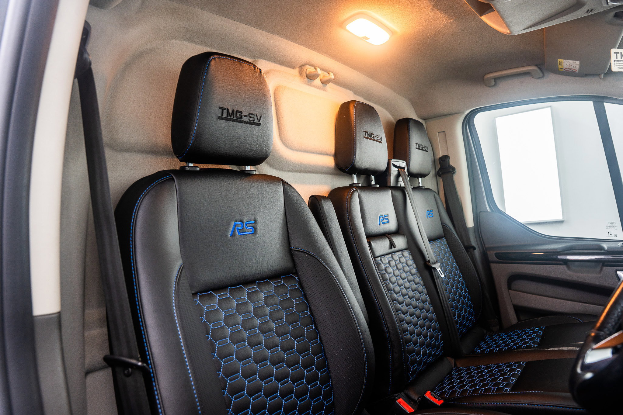 Ford Transit Custom 2.0 TRANSIT CUSTOM Limited Panel Van 5dr Diesel Manual L1 H1 Euro 6 RS SPORT 5dr Manual 2026