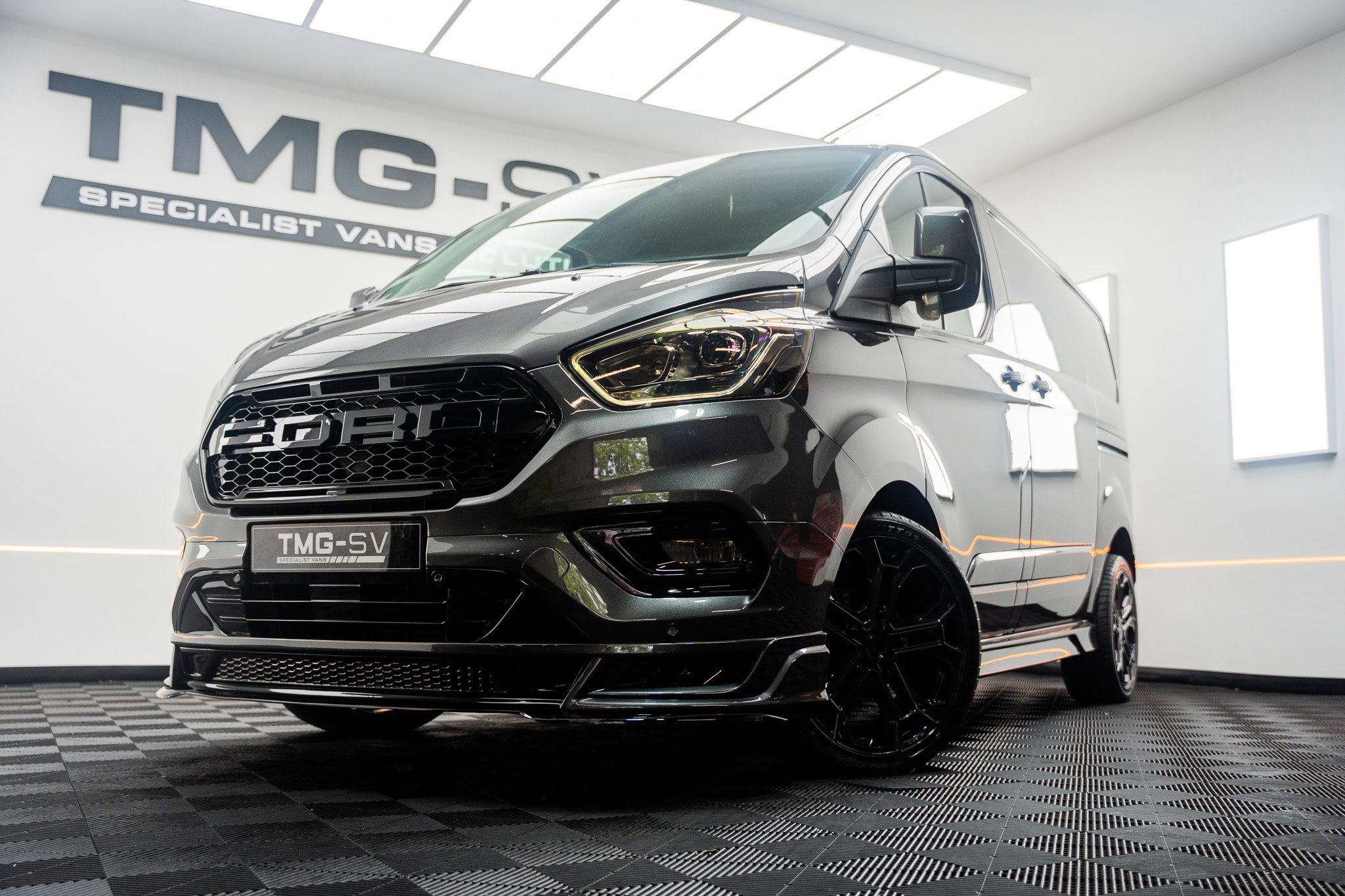 Ford Transit Custom 2.0 TRANSIT CUSTOM Limited Panel Van 5dr Diesel Manual L1 H1 Euro 6 RS SPORT 5dr Manual 2026
