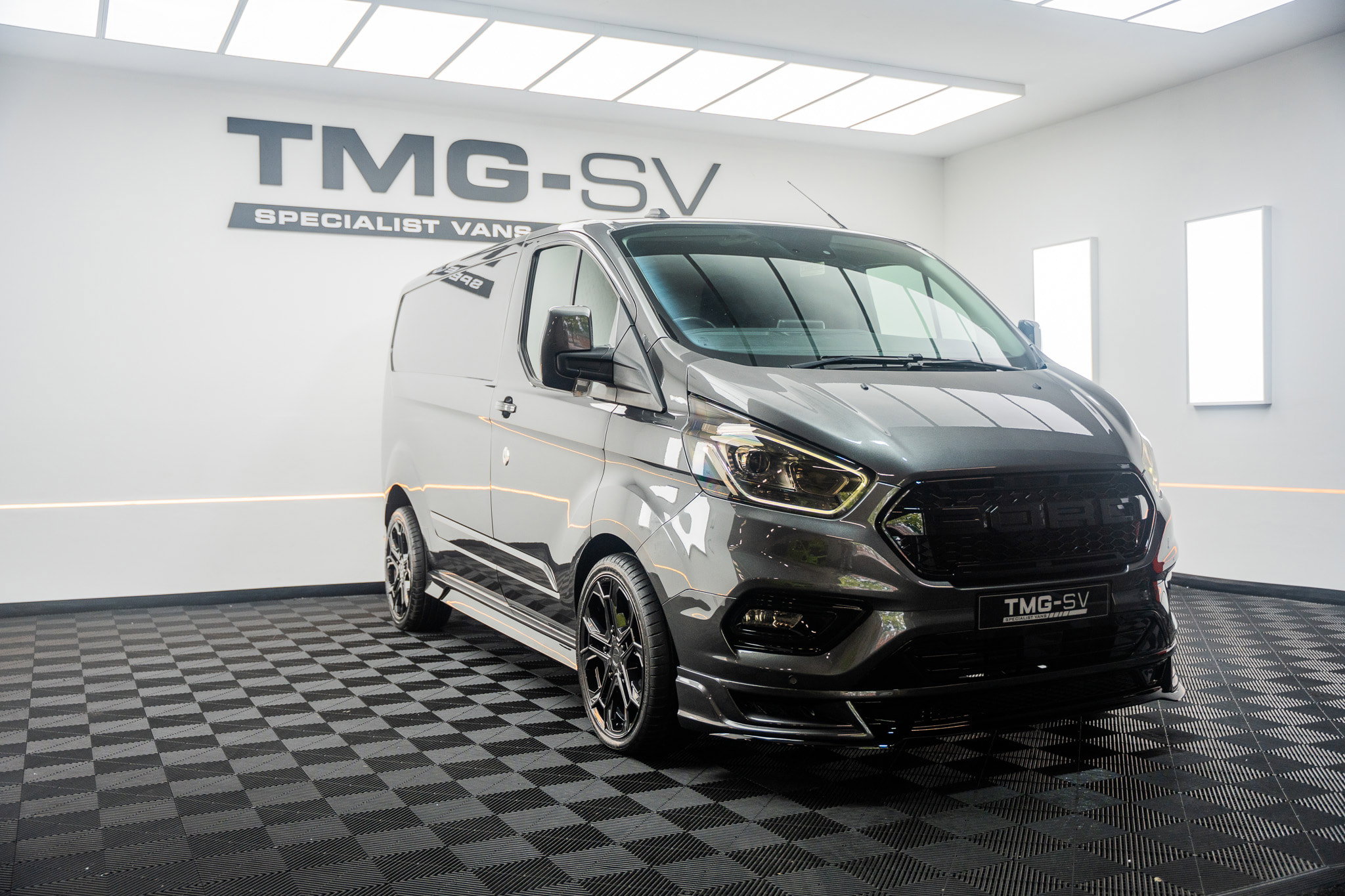 Ford Transit Custom 2.0 TRANSIT CUSTOM Limited Panel Van 5dr Diesel Manual L1 H1 Euro 6 RS SPORT 5dr Manual 2026