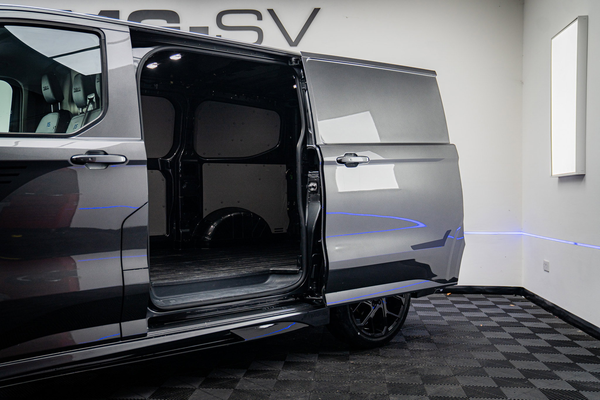 Ford Transit Custom 2.0 300 EcoBlue Limited Panel Van 5dr Diesel Manual L1 H1 Euro 6 (s/s) (136 ps) RS SPORT 5dr Manual 2026