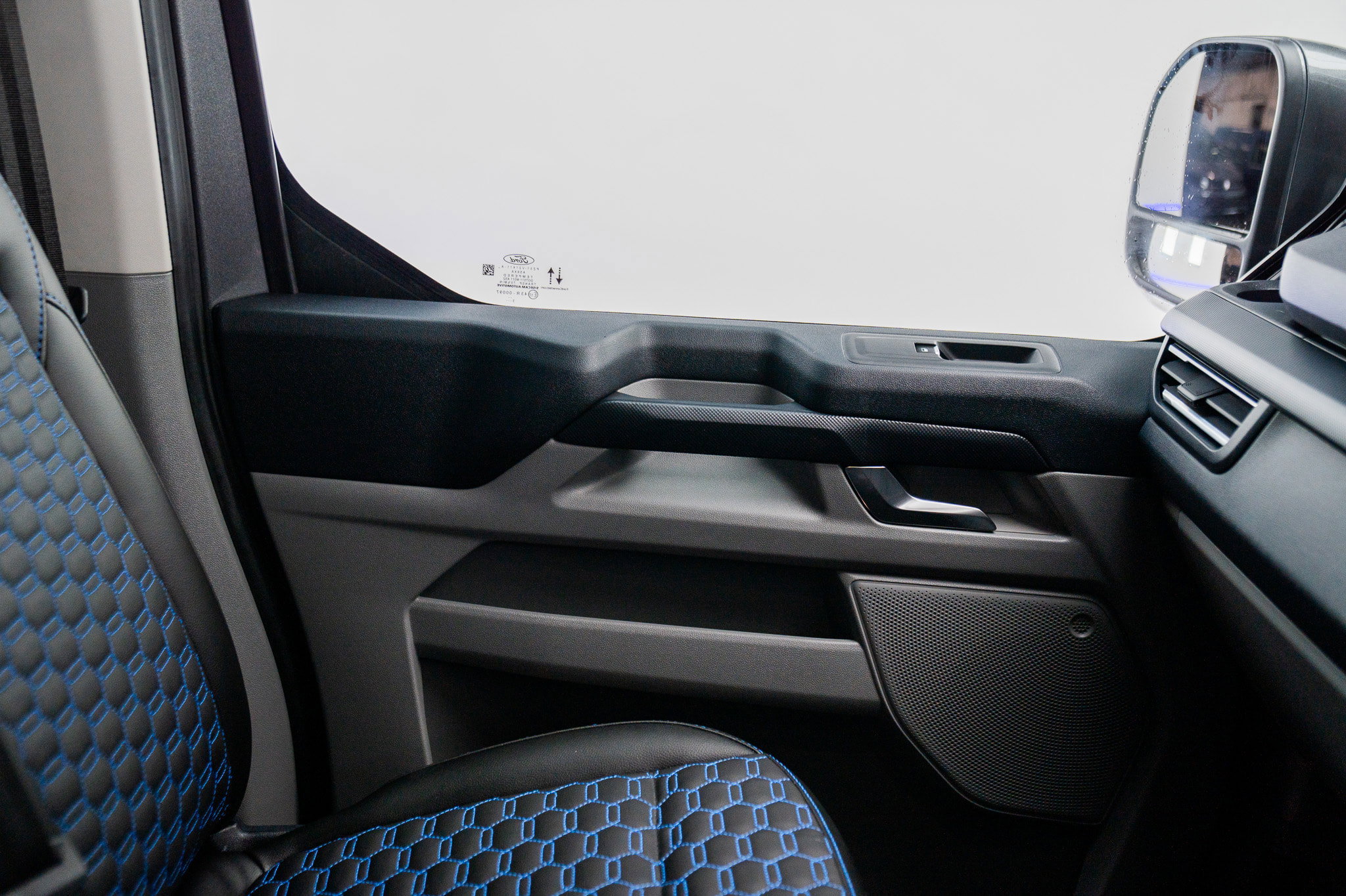 Ford Transit Custom 2.0 300 EcoBlue Limited Panel Van 5dr Diesel Manual L1 H1 Euro 6 (s/s) (136 ps) RS SPORT 5dr Manual 2026