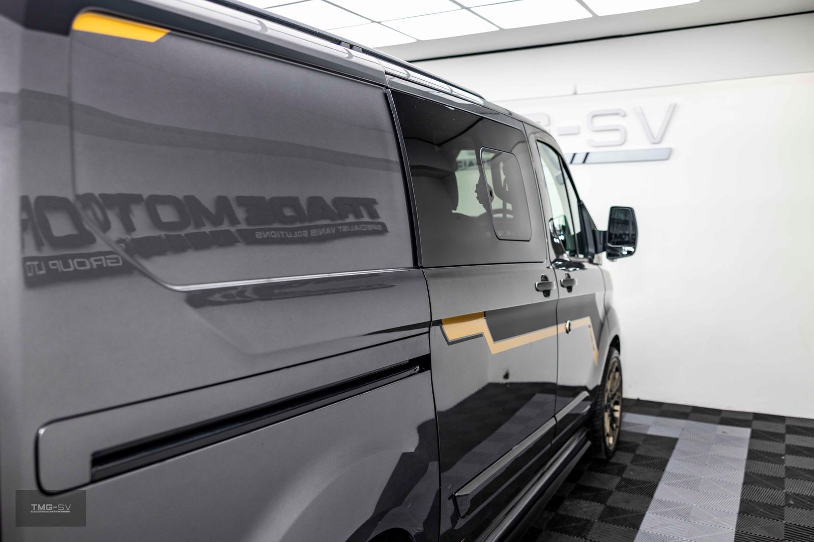 Ford Transit Custom 2.0 320 EcoBlue Limited Crew Van Double Cab 5dr Diesel Auto L1 H1 Euro 6 (s/s) (185 ps) RS SPORT 5dr Automatic 2026