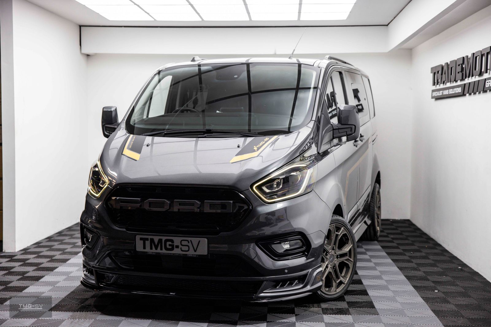 Ford Transit Custom 2.0 320 EcoBlue Limited Crew Van Double Cab 5dr Diesel Auto L1 H1 Euro 6 (s/s) (185 ps) RS SPORT 5dr Automatic 2026