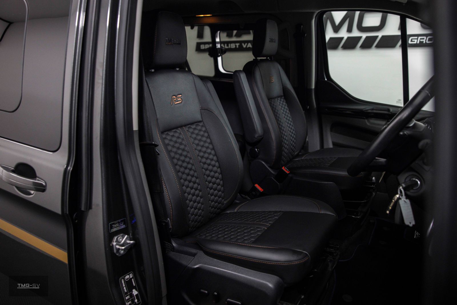 Ford Transit Custom 2.0 320 EcoBlue Limited Crew Van Double Cab 5dr Diesel Auto L1 H1 Euro 6 (s/s) (185 ps) RS SPORT 5dr Automatic 2026