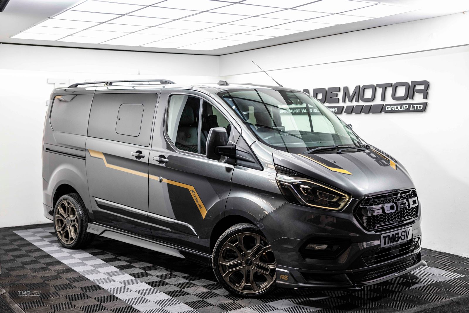Ford Transit Custom 2.0 320 EcoBlue Limited Crew Van Double Cab 5dr Diesel Auto L1 H1 Euro 6 (s/s) (185 ps) RS SPORT 5dr Automatic 2026