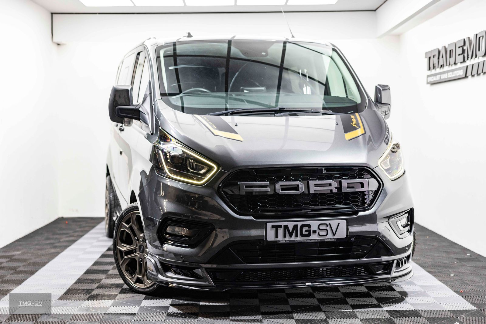 Ford Transit Custom 2.0 320 EcoBlue Limited Crew Van Double Cab 5dr Diesel Auto L1 H1 Euro 6 (s/s) (185 ps) RS SPORT 5dr Automatic 2026
