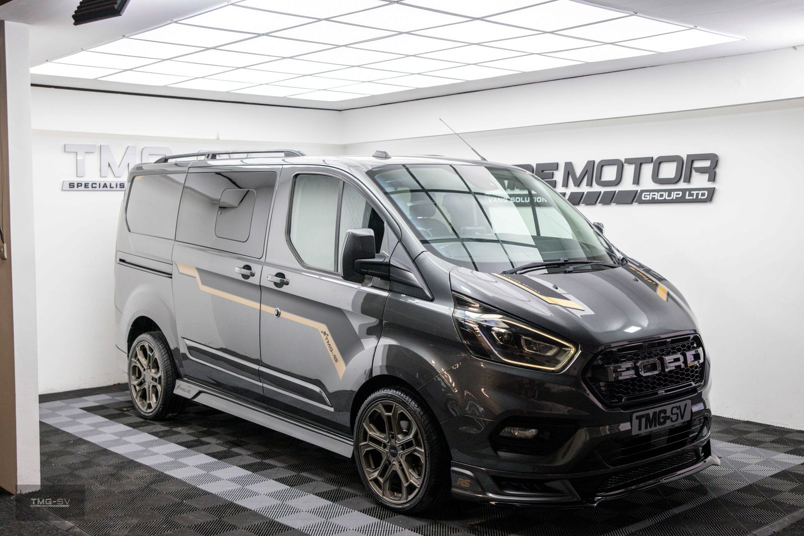 Ford Transit Custom 2.0 320 EcoBlue Limited Crew Van Double Cab 5dr Diesel Auto L1 H1 Euro 6 (s/s) (185 ps) RS SPORT 5dr Automatic 2026