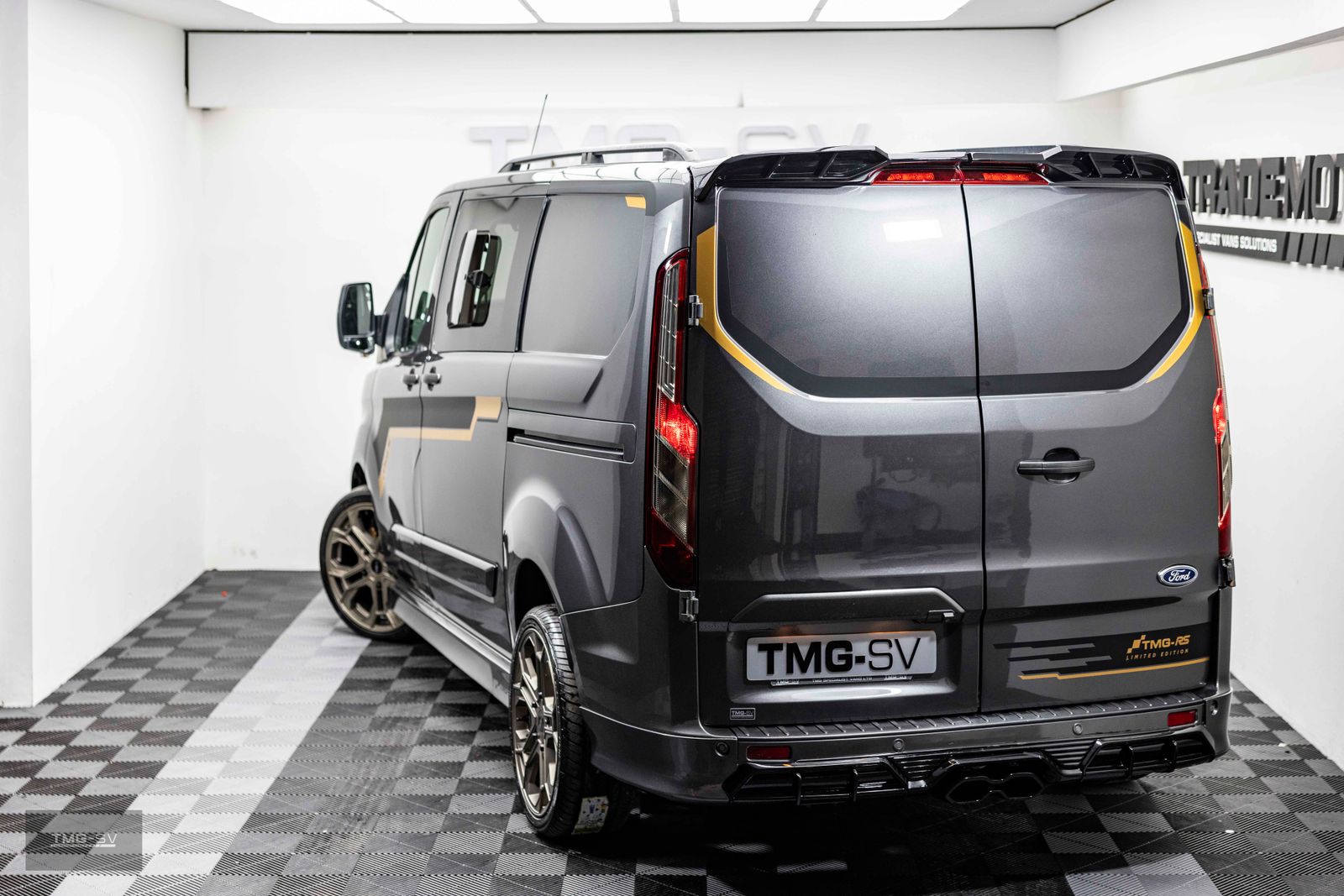 Ford Transit Custom 2.0 320 EcoBlue Limited Crew Van Double Cab 5dr Diesel Auto L1 H1 Euro 6 (s/s) (185 ps) RS SPORT 5dr Automatic 2026