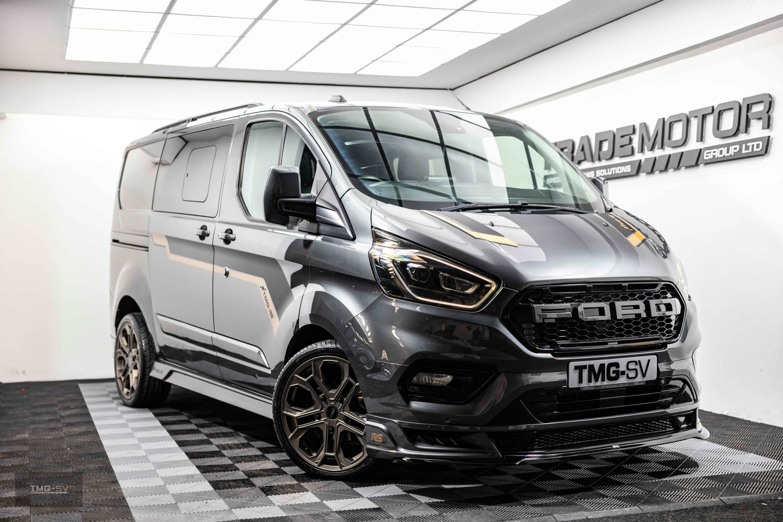 Ford Transit Custom 2.0 320 EcoBlue Limited Crew Van Double Cab 5dr Diesel Auto L1 H1 Euro 6 (s/s) (185 ps) RS SPORT 5dr Automatic 2026