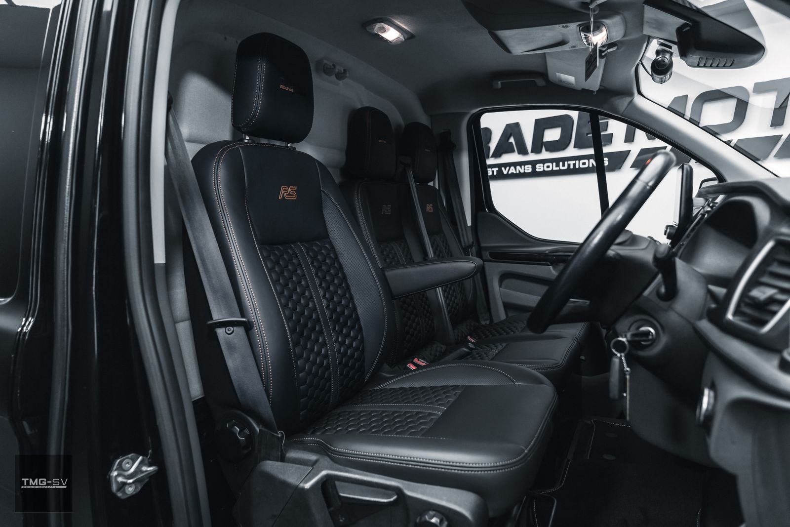 Ford Transit Custom 2.0L 300 LIMITED P/V L2 H1 Diesel Manual Euro 6 TMG RS SPORT LWB 5dr Manual 2026