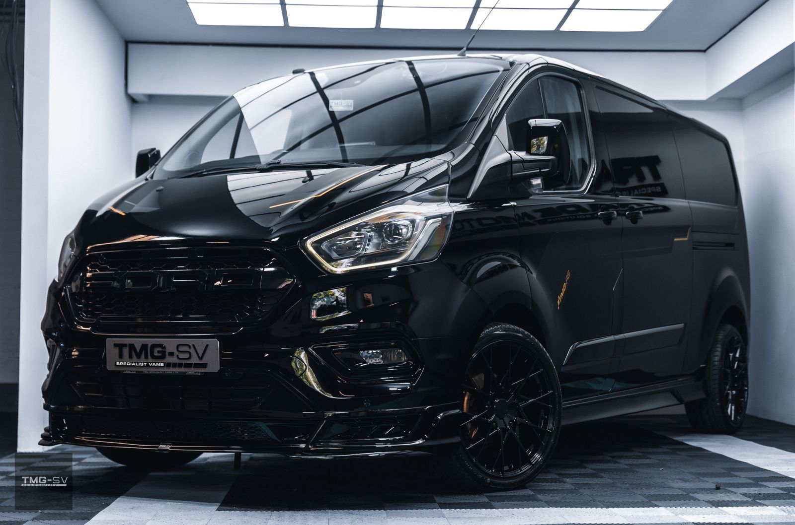 Ford Transit Custom 2.0L 300 LIMITED P/V L2 H1 Diesel Manual Euro 6 TMG RS SPORT LWB 5dr Manual 2026