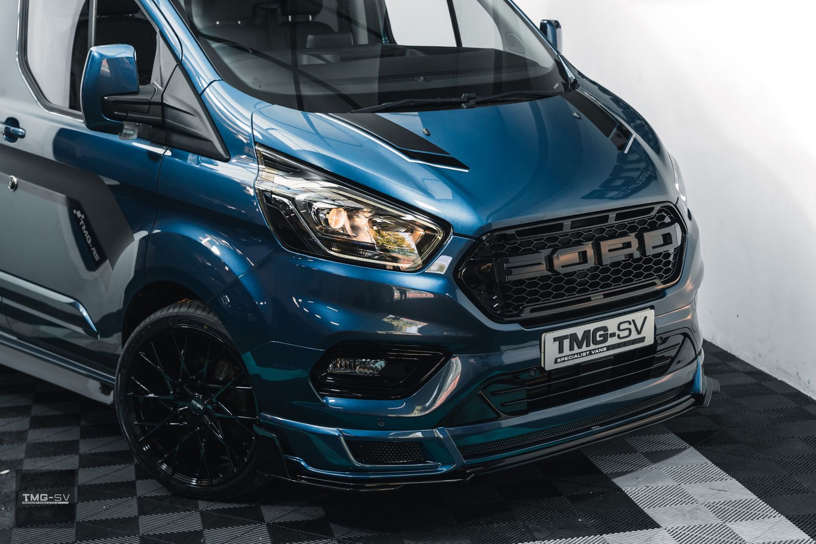 Ford Transit Custom 2.0L 320 LIMITED P/V ECOBLUE Diesel Manual Euro 6 TMG RS SPORT 0dr Manual 2026