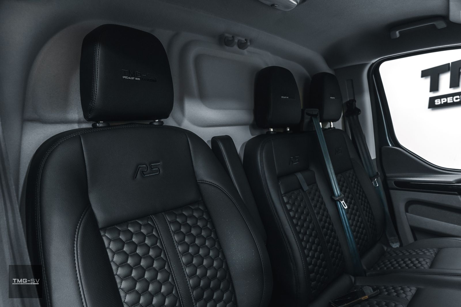 Ford Transit Custom 2.0L 320 LIMITED P/V ECOBLUE Diesel Manual Euro 6 TMG RS SPORT 0dr Manual 2026