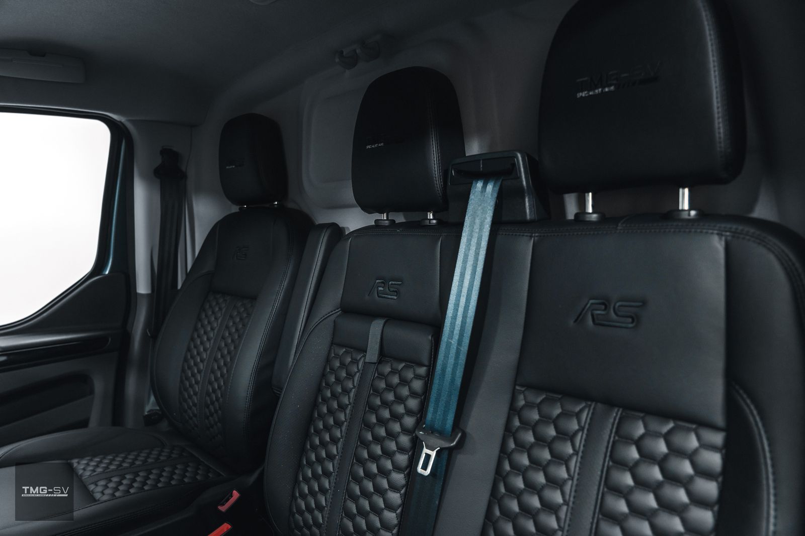 Ford Transit Custom 2.0L 320 LIMITED P/V ECOBLUE Diesel Manual Euro 6 TMG RS SPORT 0dr Manual 2026