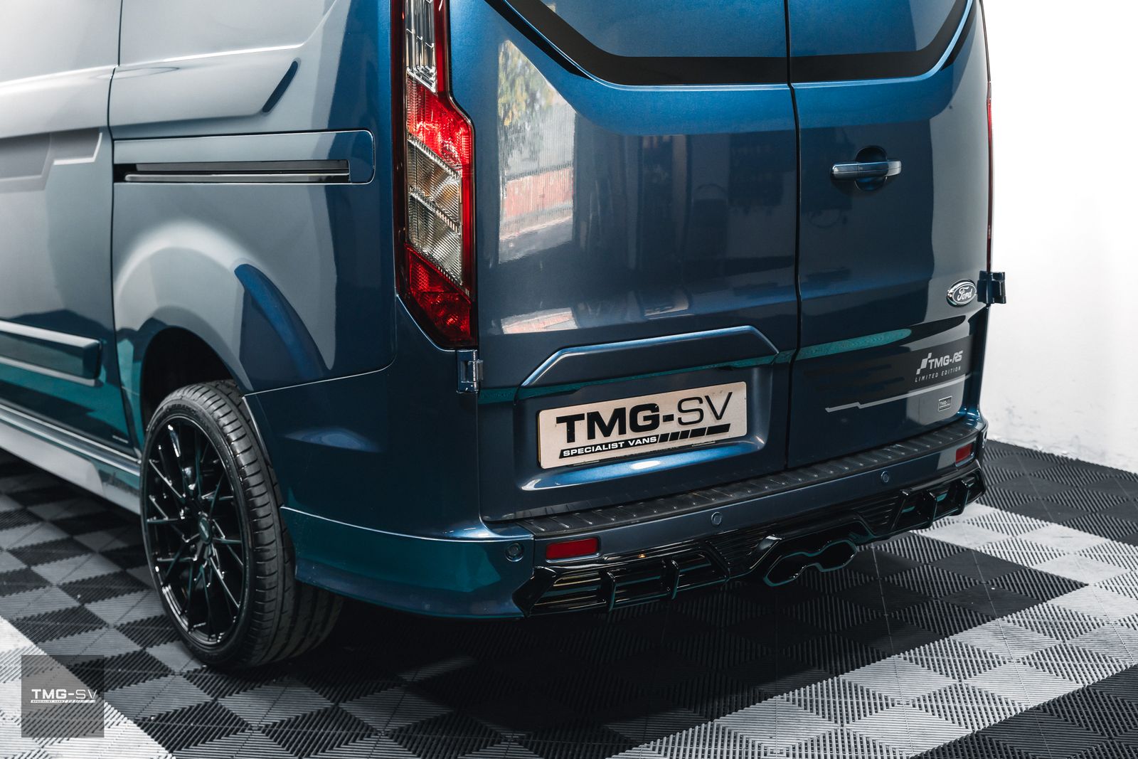 Ford Transit Custom 2.0L 320 LIMITED P/V ECOBLUE Diesel Manual Euro 6 TMG RS SPORT 0dr Manual 2026