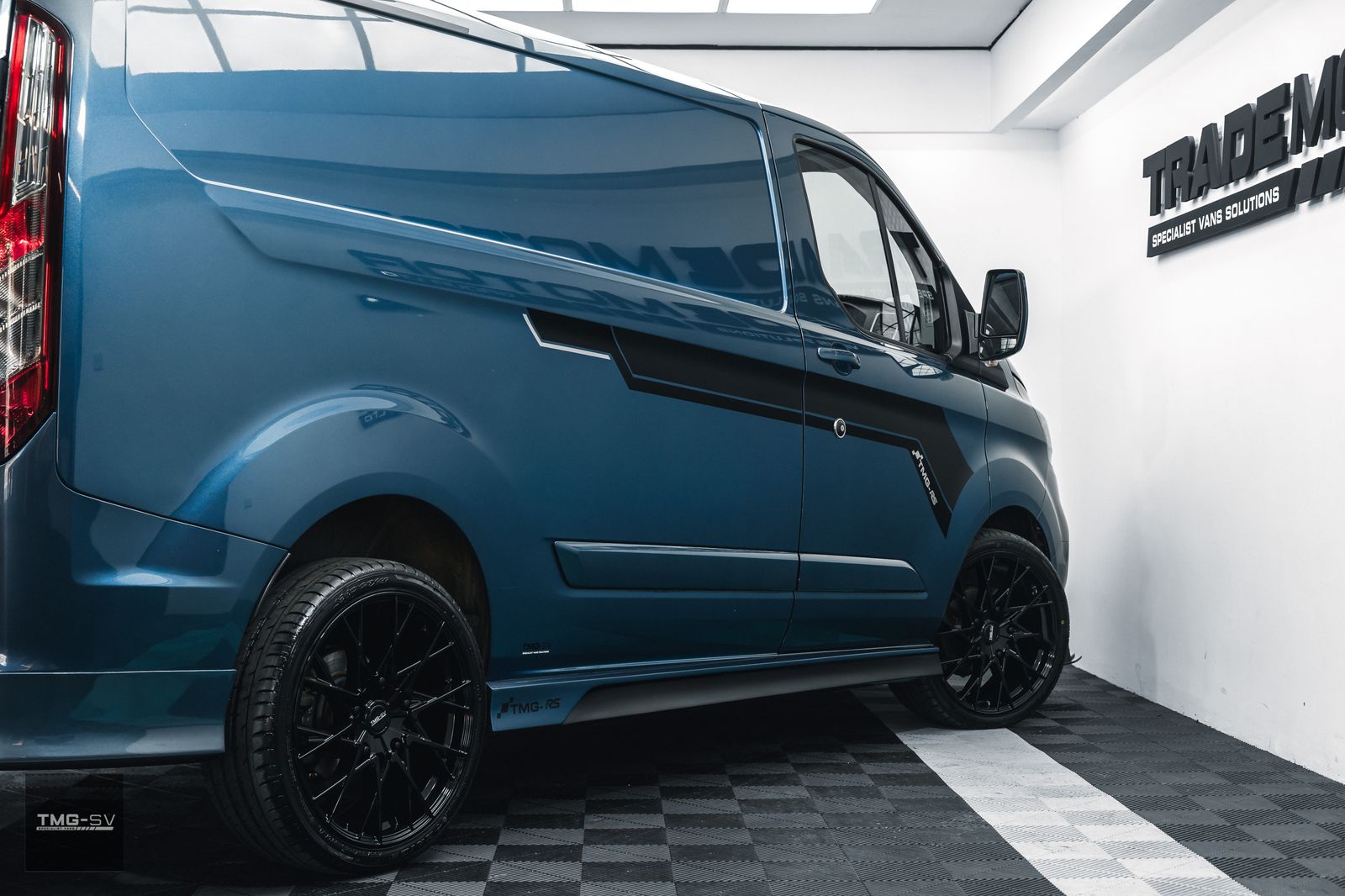 Ford Transit Custom 2.0L 320 LIMITED P/V ECOBLUE Diesel Manual Euro 6 TMG RS SPORT 0dr Manual 2026