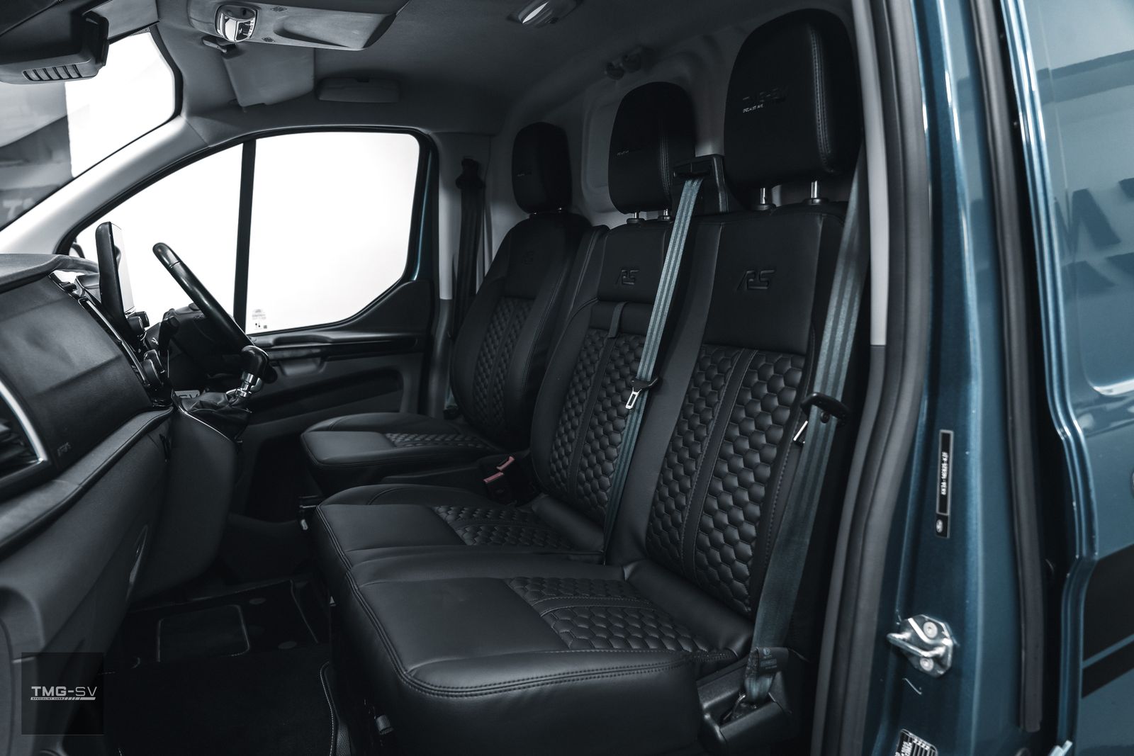 Ford Transit Custom 2.0L 320 LIMITED P/V ECOBLUE Diesel Manual Euro 6 TMG RS SPORT 0dr Manual 2026