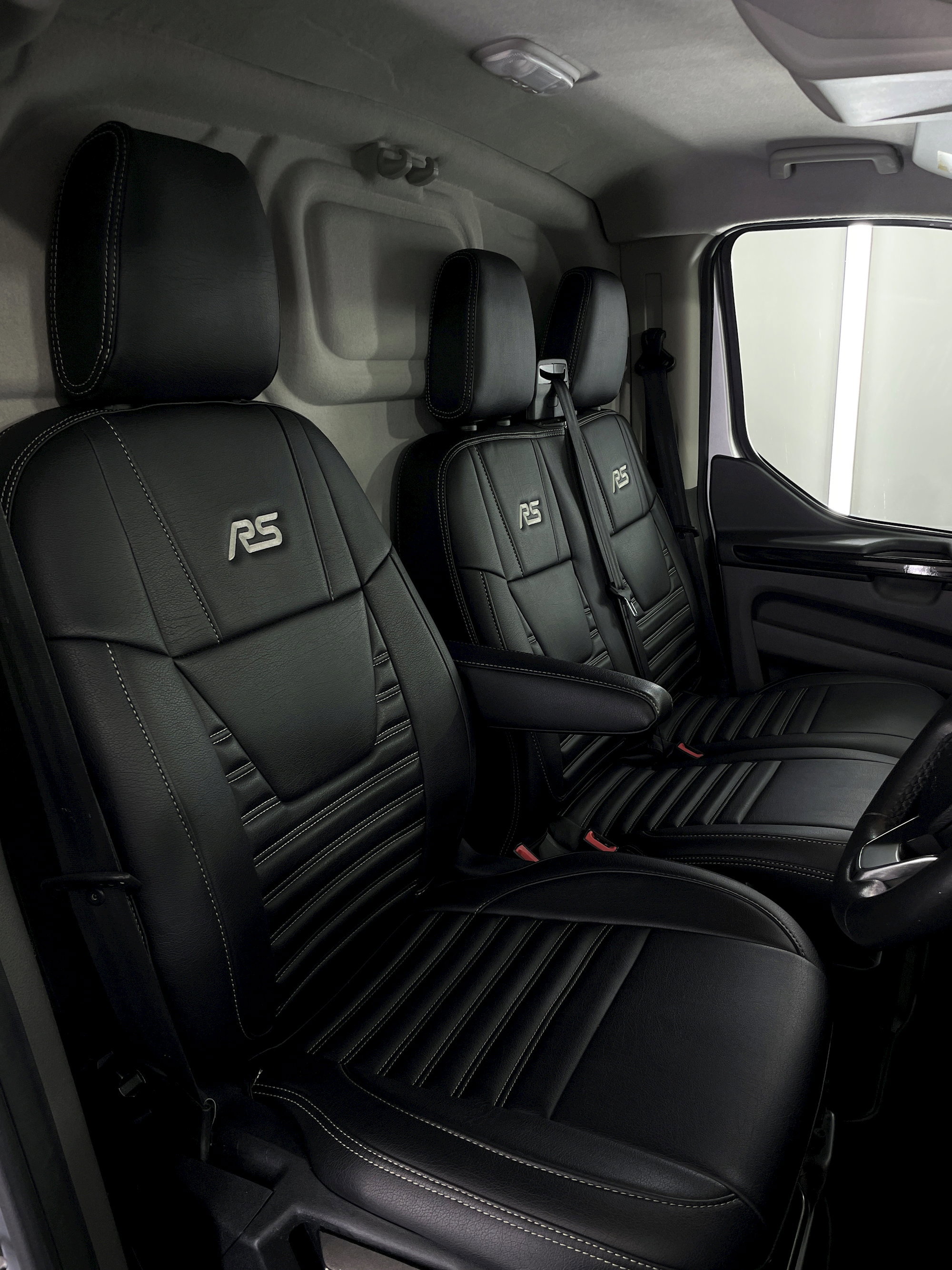 Ford Transit Custom 300 LIMITED P/V L1 H1 5dr Manual 2026