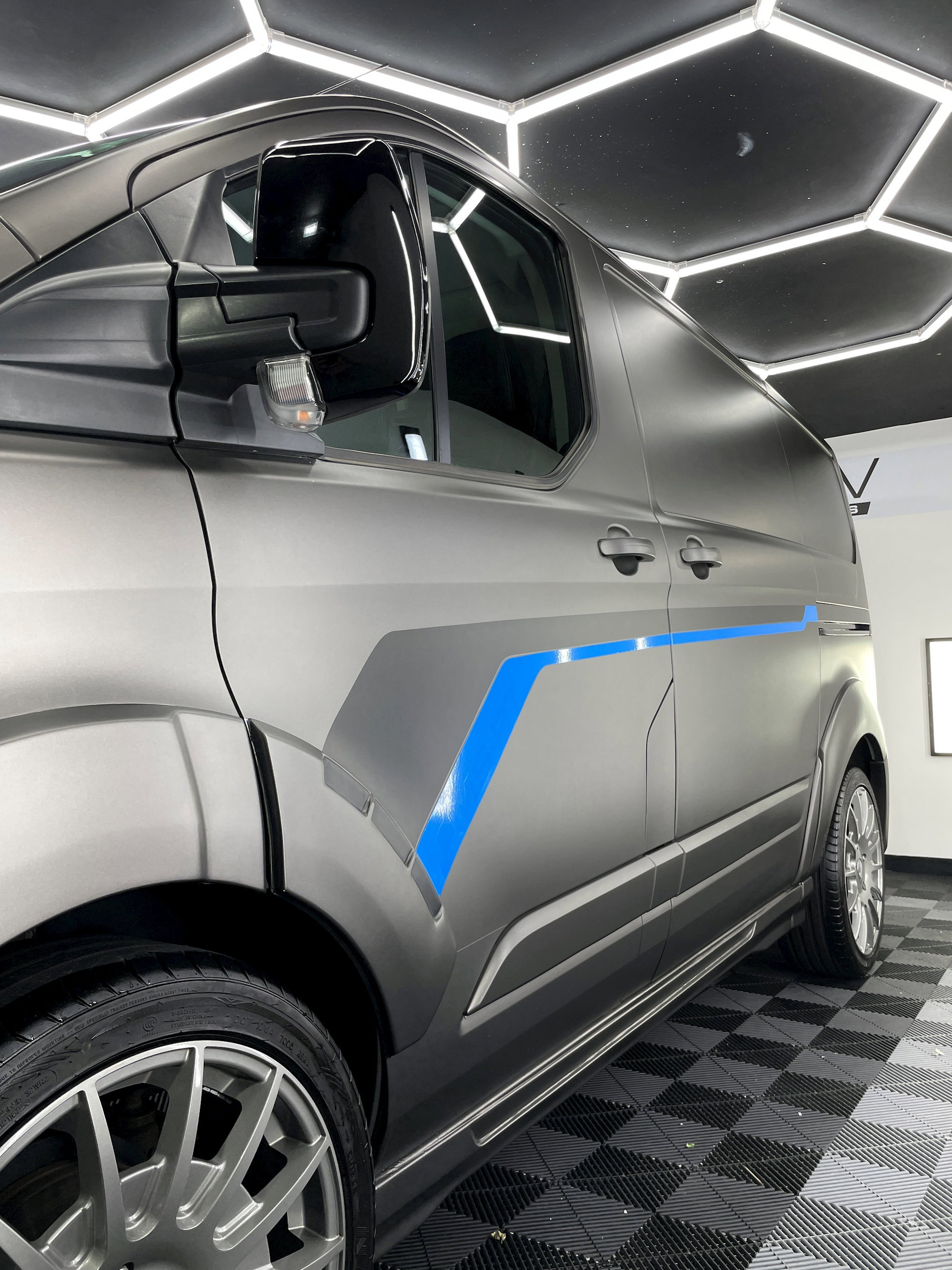 Ford Transit Custom 300 LIMITED P/V L1 H1 5dr Manual 2026