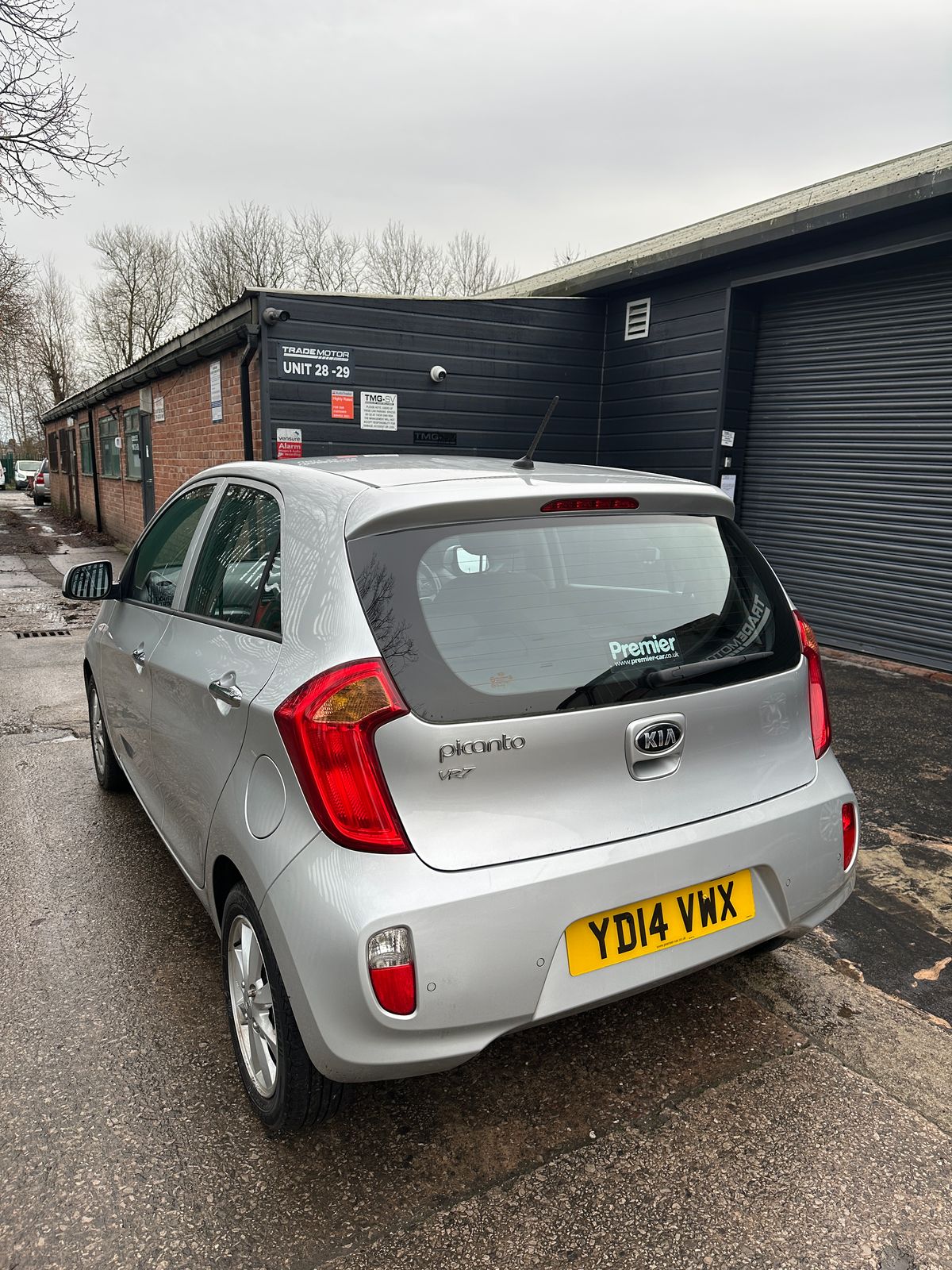 Kia Picanto 1.0 VR7 Hatchback 5dr Petrol Manual Euro 5 (68 bhp) 5dr Manual 2026