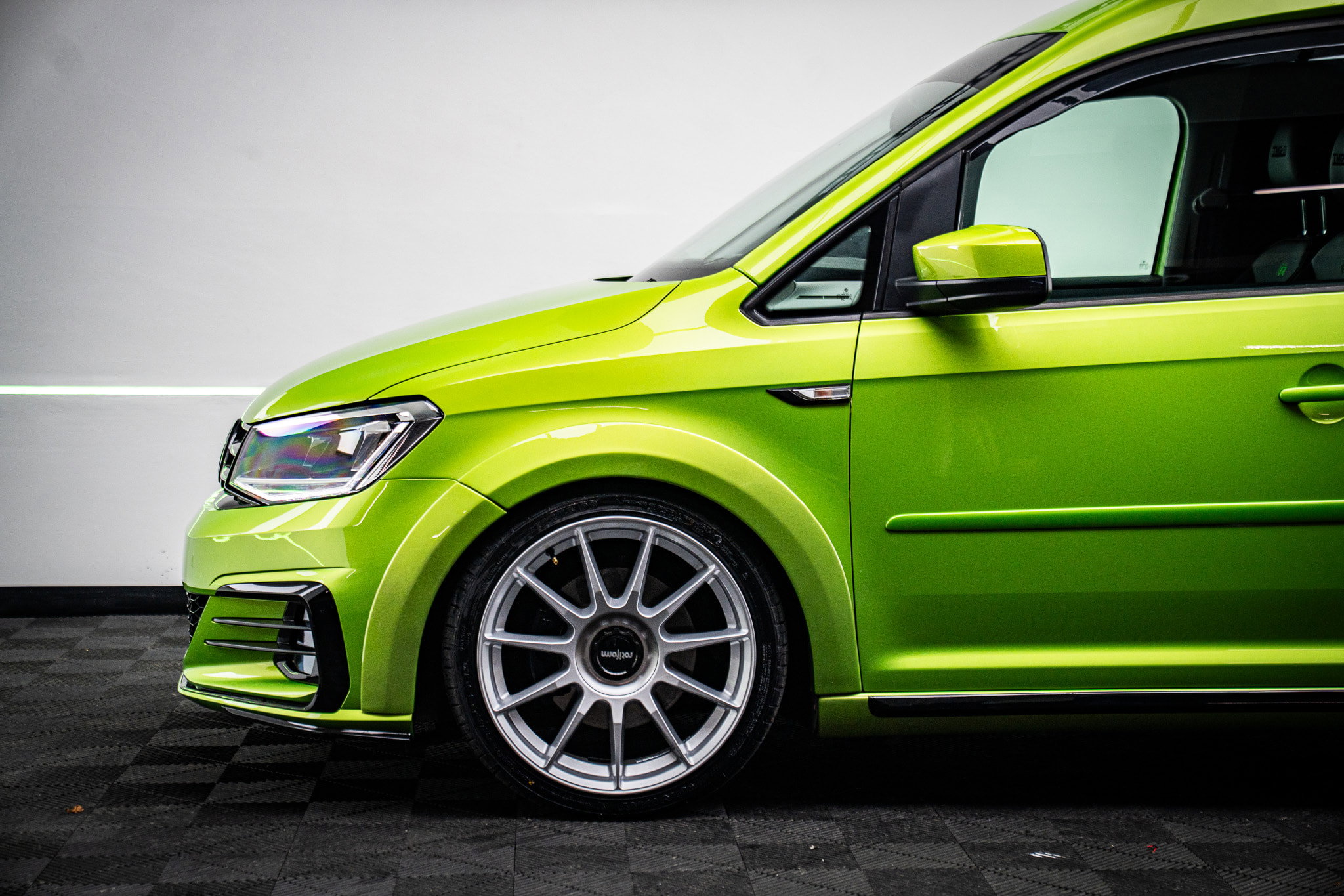 Volkswagen Caddy 2.0 CADDY TMG R BlueMotion Tech Highline VIPER GREEN 5dr Diesel DSG SWB Euro 6 (s/s) (150 ps) 5dr Automatic 2026