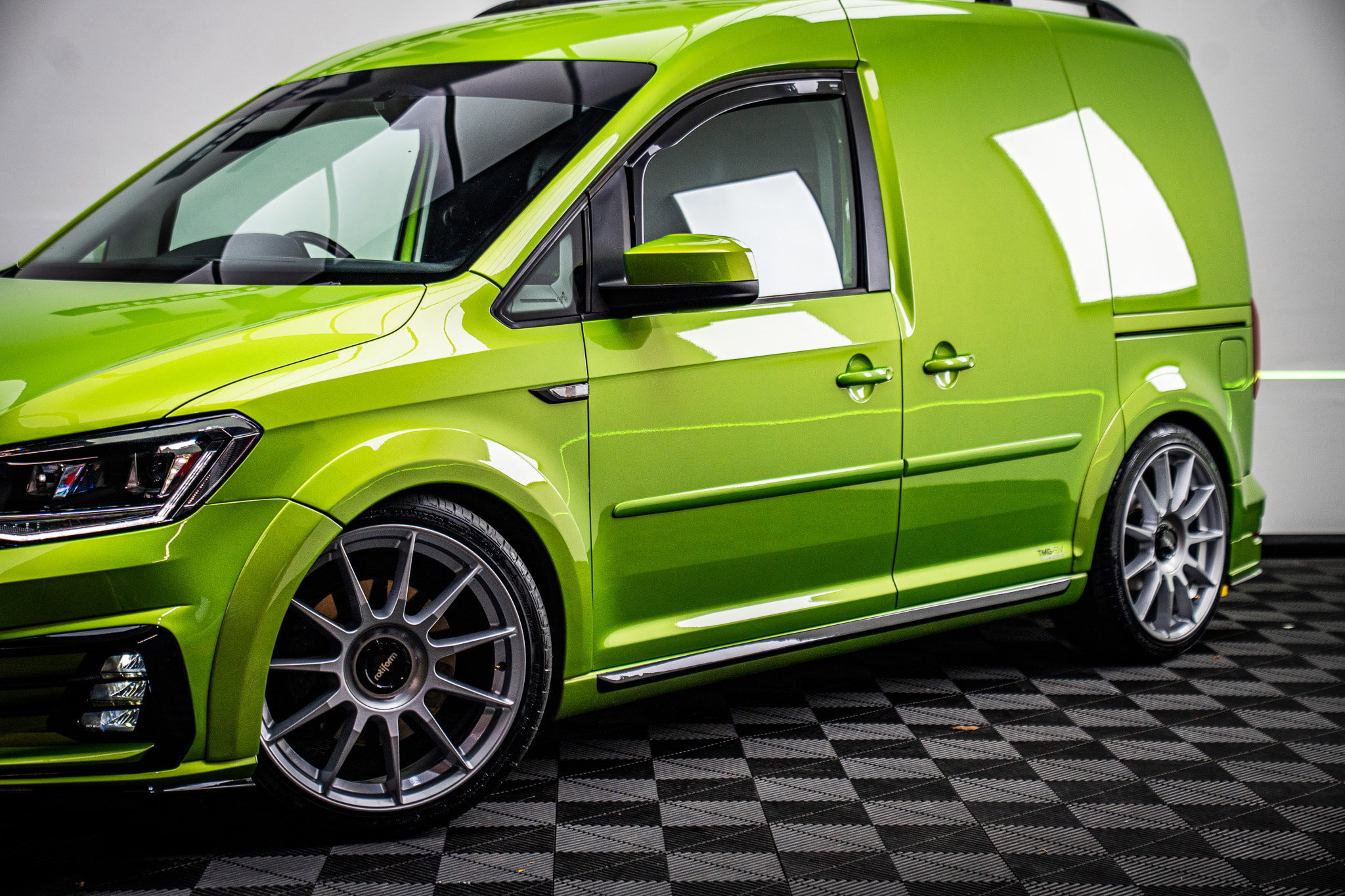 Volkswagen Caddy 2.0 CADDY TMG R BlueMotion Tech Highline VIPER GREEN 5dr Diesel DSG SWB Euro 6 (s/s) (150 ps) 5dr Automatic 2026