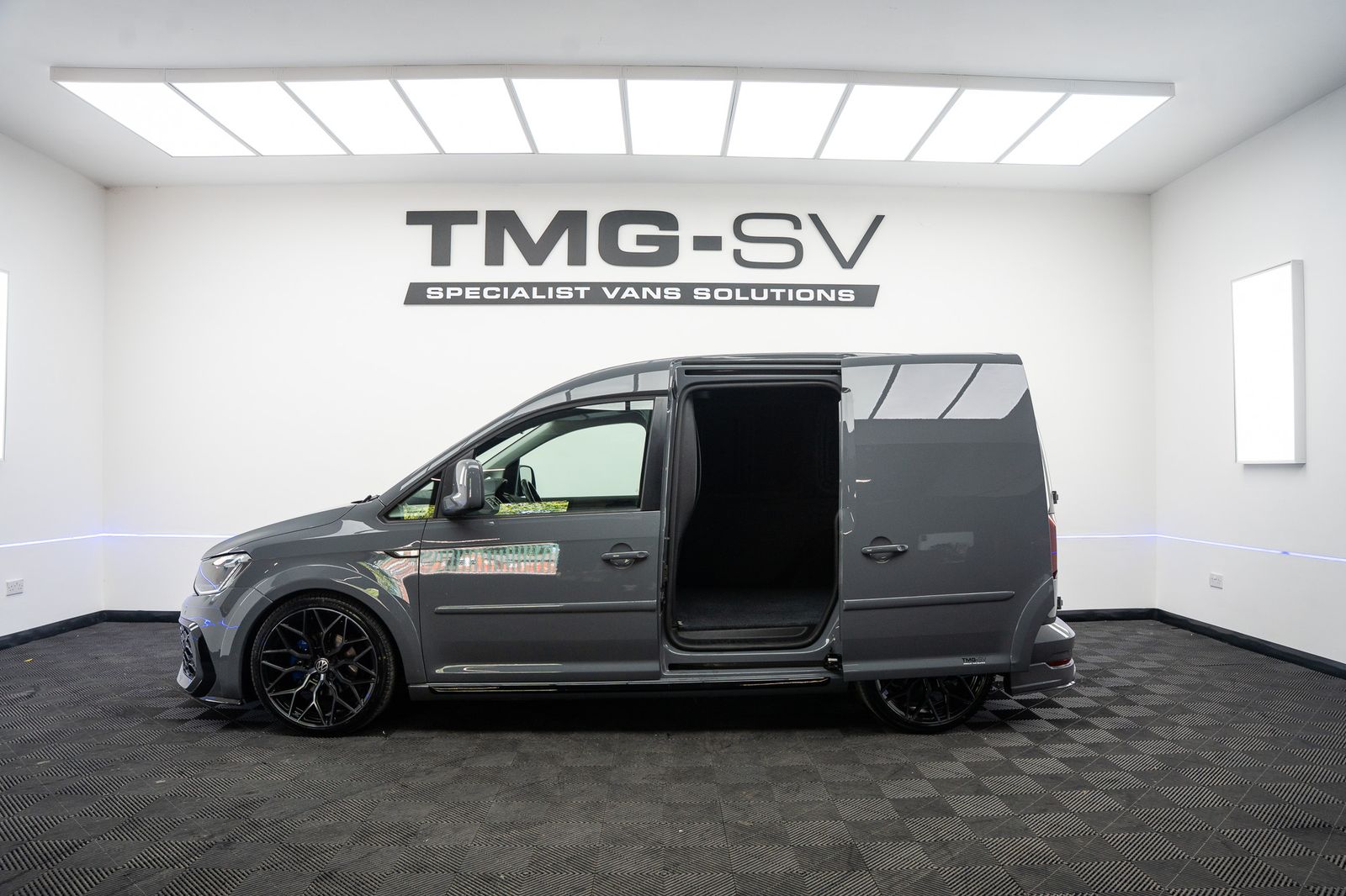 Volkswagen Caddy 2.0 TDI C20 caddy tmg R Highline Panel Van 5dr Diesel Manual 6 speed (150 ps) 5dr Manual 2026