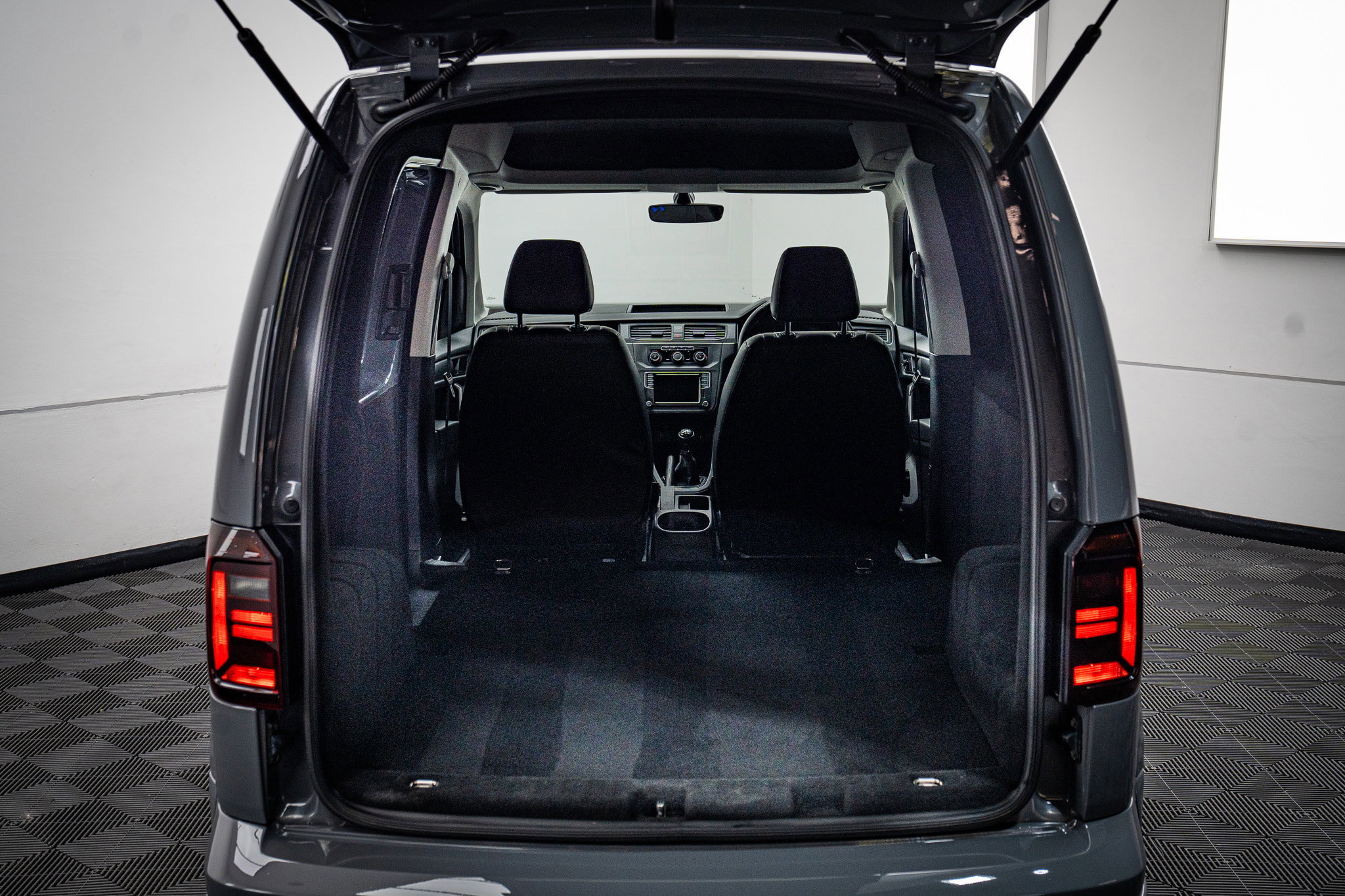 Volkswagen Caddy caddy 2.0 TDI C20 Highline Panel Van 5dr SWB Euro 6 (150 ps) TMG R 5dr Manual 2026
