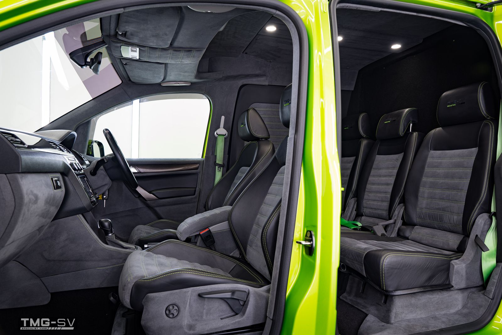 Volkswagen Caddy 2017 CADDY C20 TDI HIGHLINE DSG KOMBI VIPER GREEN 4dr 2026