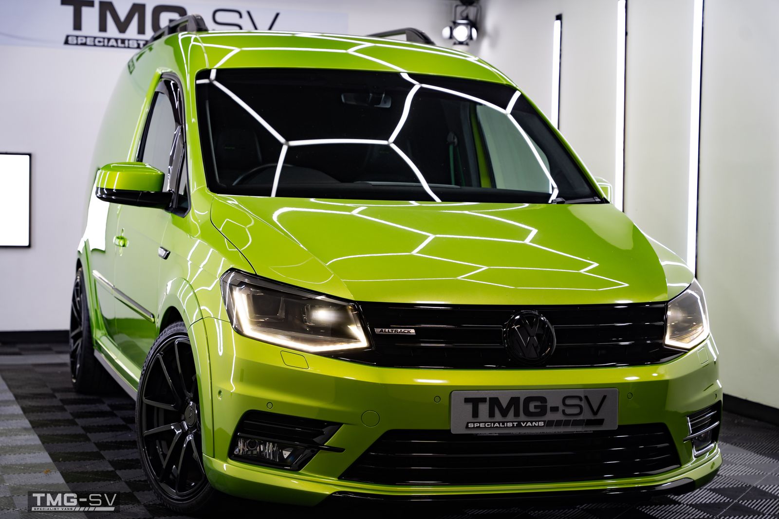 Volkswagen Caddy 2017 CADDY C20 TDI HIGHLINE DSG KOMBI VIPER GREEN 4dr 2026