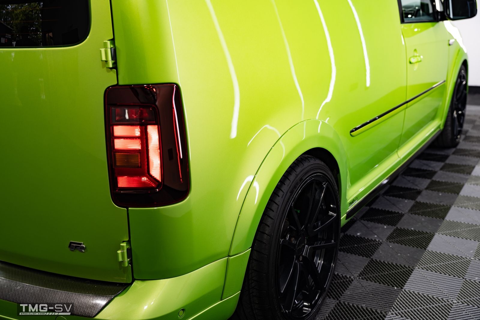 Volkswagen Caddy 2017 CADDY C20 TDI HIGHLINE DSG KOMBI VIPER GREEN 4dr 2026