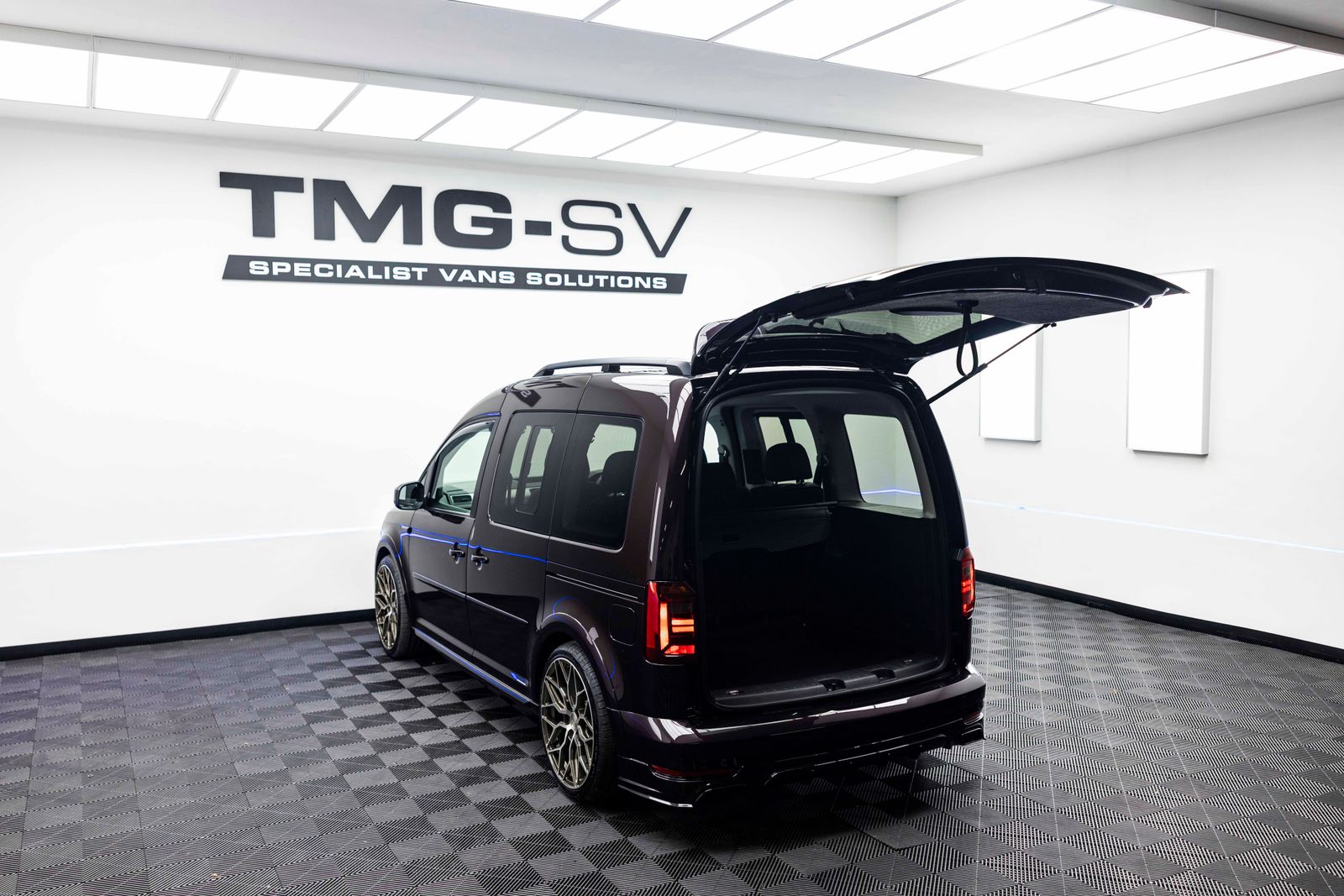Volkswagen Caddy Life 2.0 CADDY LIFE TDI Diesel DSG Euro 6 TMG R CUSTOM CADDY 180PS 5dr Automatic 2026