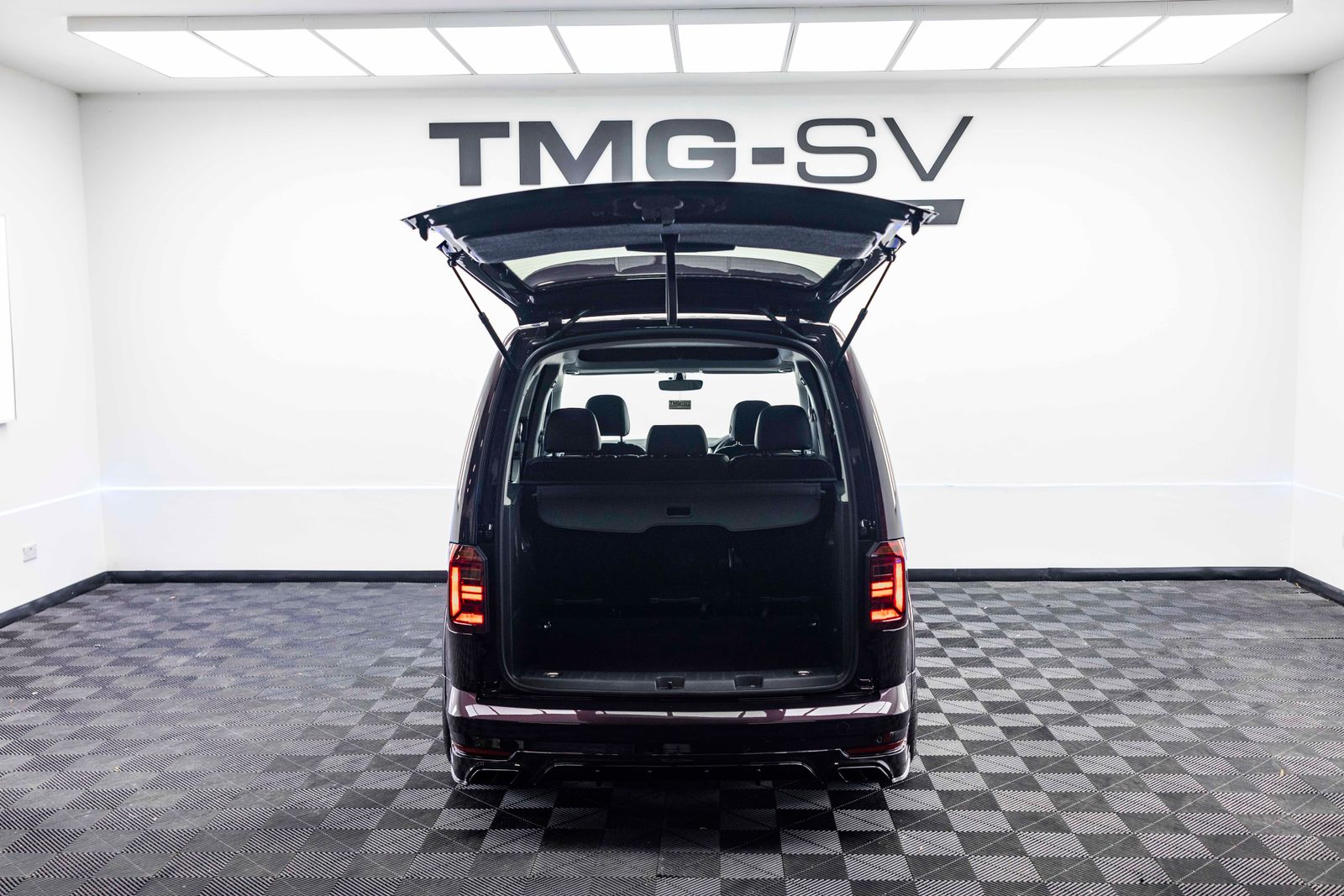 Volkswagen Caddy Life 2.0 CADDY LIFE TDI Diesel DSG Euro 6 TMG R CUSTOM CADDY 180PS 5dr Automatic 2026