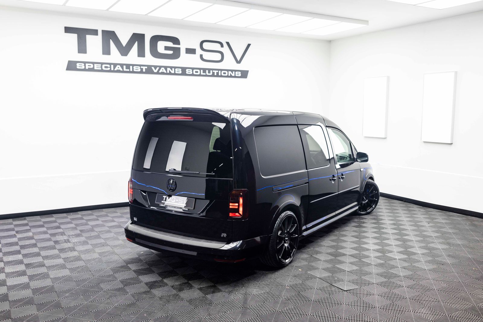 Volkswagen Caddy Maxi 2.0 TDi CADDY Maxi Combi Van 5dr Diesel DSG FWD KOMBI 5 SEATS TMG R 5dr Automatic 2026