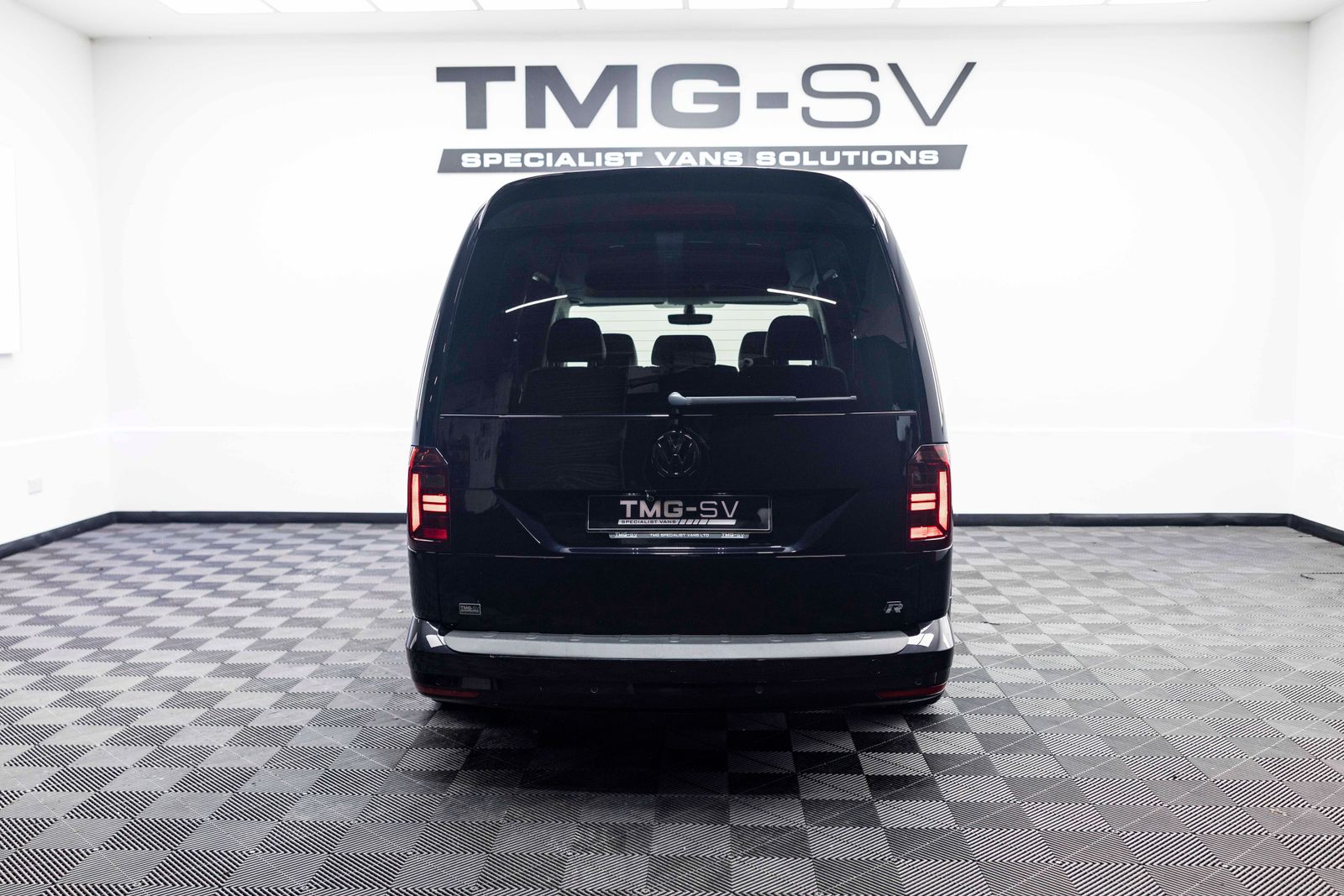 Volkswagen Caddy Maxi 2.0 TDi CADDY Maxi Combi Van 5dr Diesel DSG FWD KOMBI 5 SEATS TMG R 5dr Automatic 2026