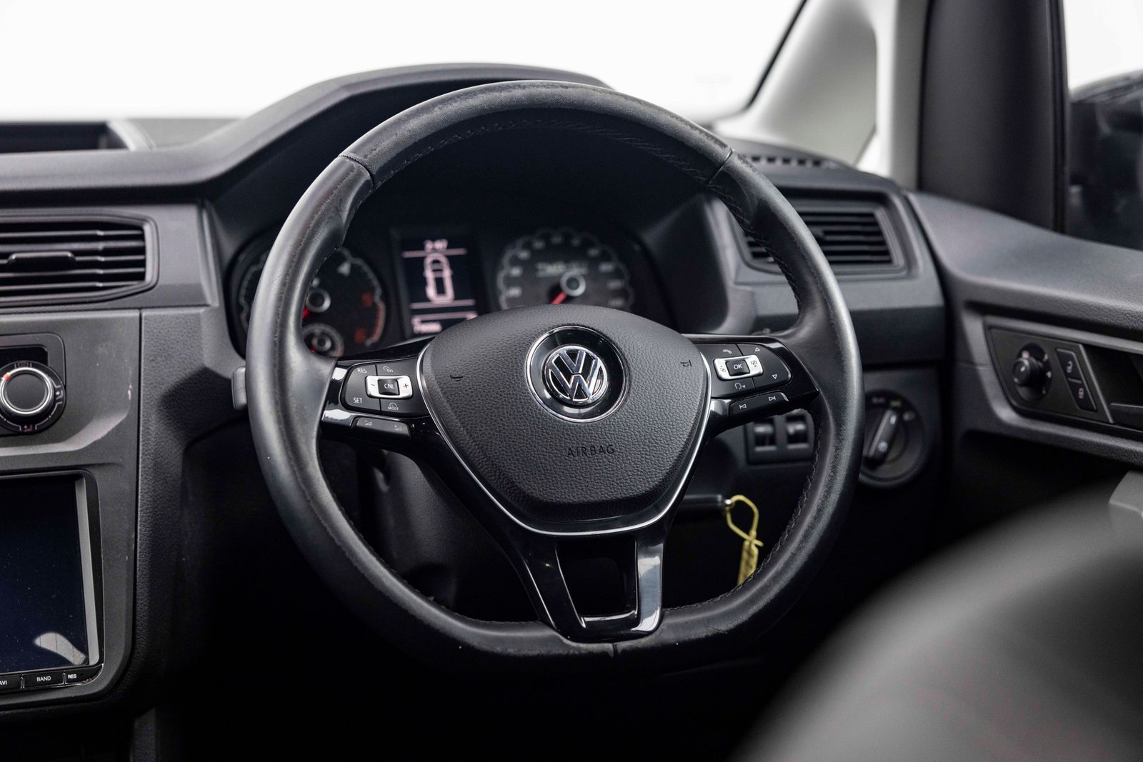 Volkswagen Caddy Maxi 2.0 TDi CADDY Maxi Combi Van 5dr Diesel DSG FWD KOMBI 5 SEATS TMG R 5dr Automatic 2026