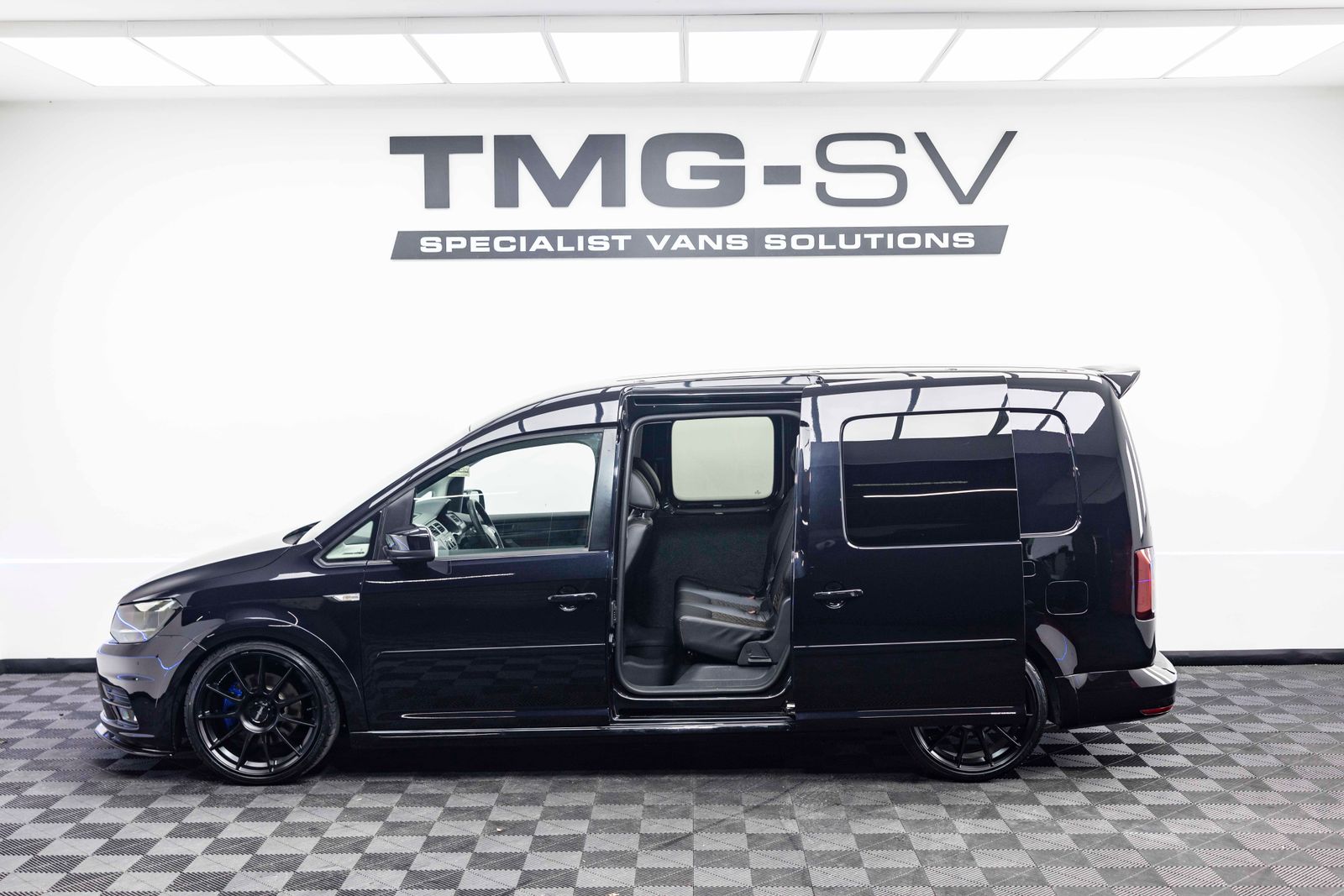 Volkswagen Caddy Maxi 2.0 TDi CADDY Maxi Combi Van 5dr Diesel DSG FWD KOMBI 5 SEATS TMG R 5dr Automatic 2026
