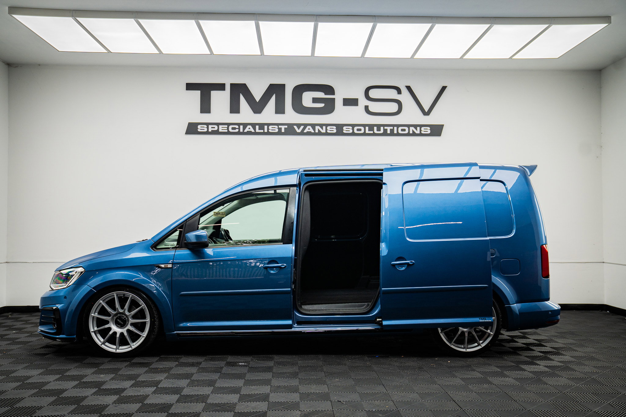 Volkswagen Caddy Maxi 2.0 TDI CADDY TMG R VW 2.0 TDI 6dr Automatic 2026