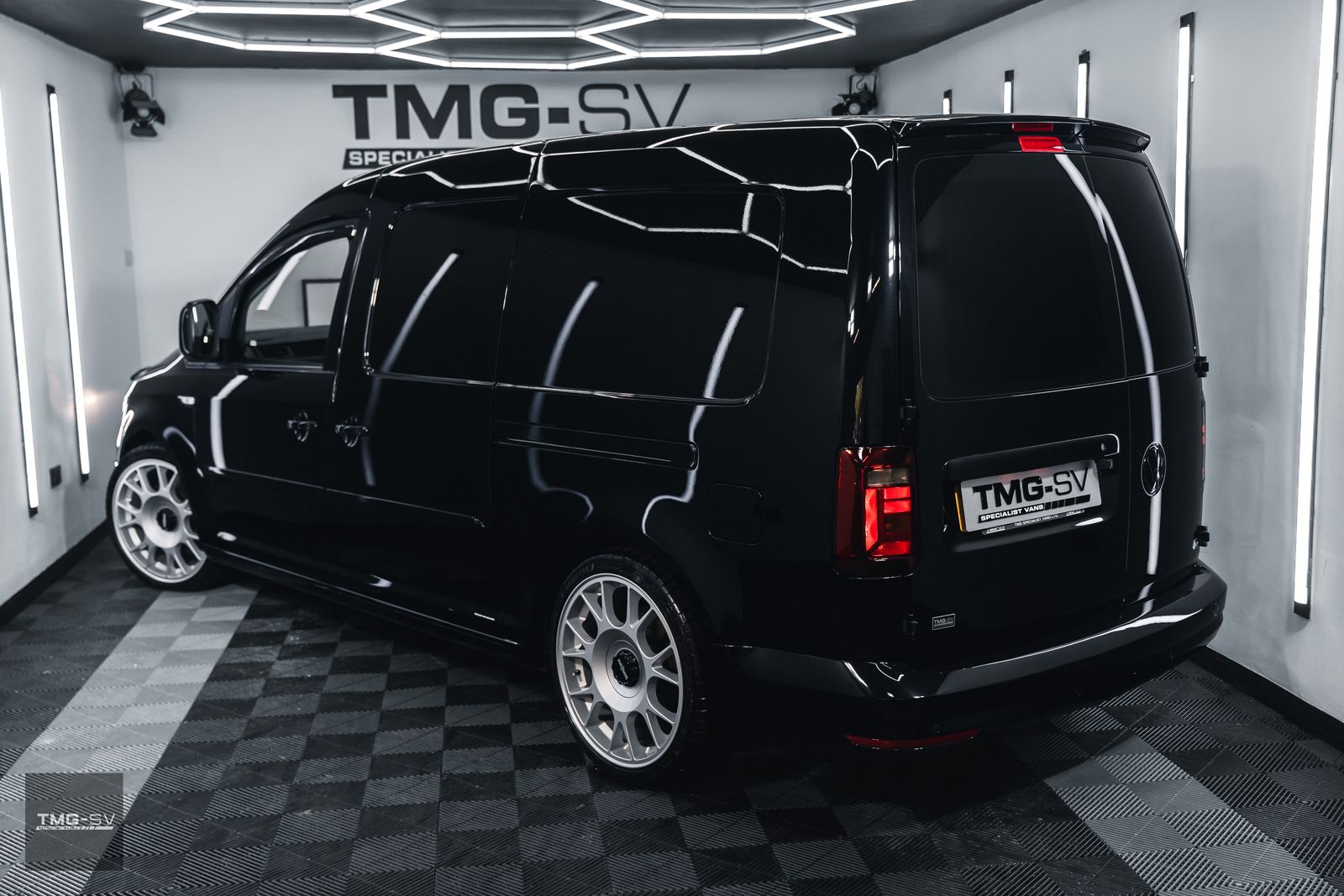Volkswagen Caddy Maxi 2.0L C20 TDI HIGHLINE Diesel Euro 6 DSG KOMBI 6dr 2026