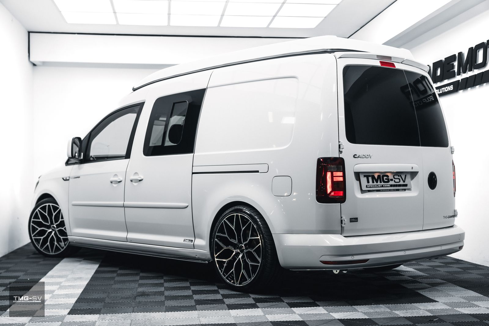 Volkswagen Caddy Maxi 2.0L C20 TDI HIGHLINE Diesel Euro 6 DSG POP TOP CAMPER 6dr 2026
