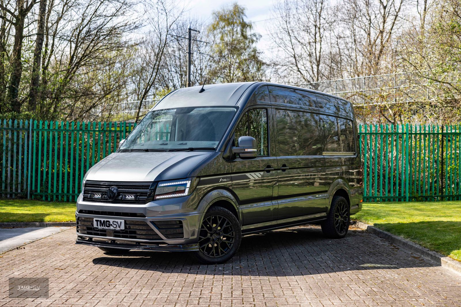 Volkswagen Crafter 2.0 TDI CR30 CRAFTER Panel Van 5dr Diesel Manual FWD MWB High Roof Euro 6 (s/s) TMG R 5dr Manual 2026