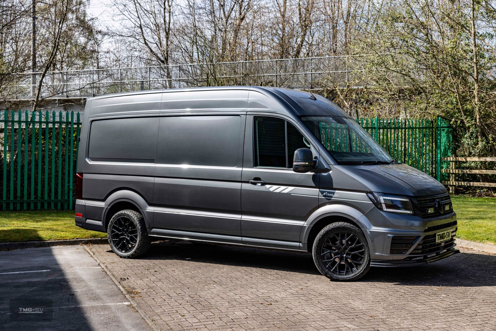 Volkswagen Crafter 2.0 TDI CR30 CRAFTER Panel Van 5dr Diesel Manual FWD MWB High Roof Euro 6 (s/s) TMG R 5dr Manual 2026